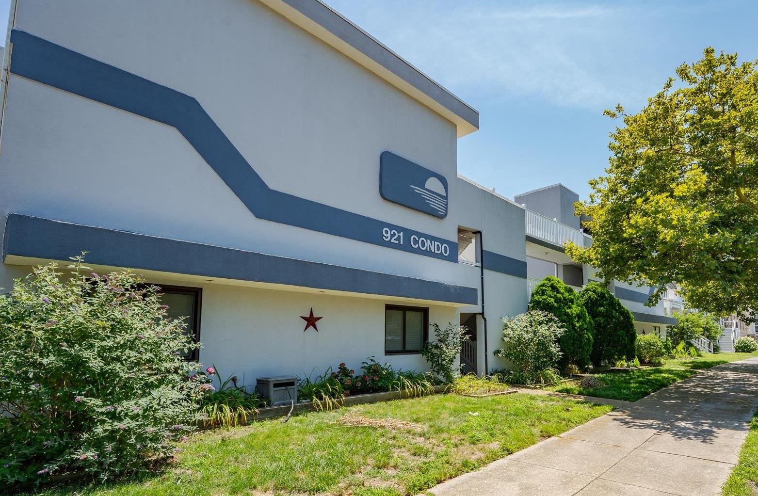 921 Wesley Ave, A24 - Picture 1