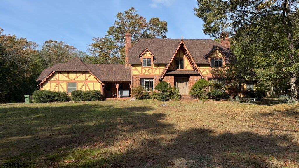 5101 English Creek Avenue - Picture 1