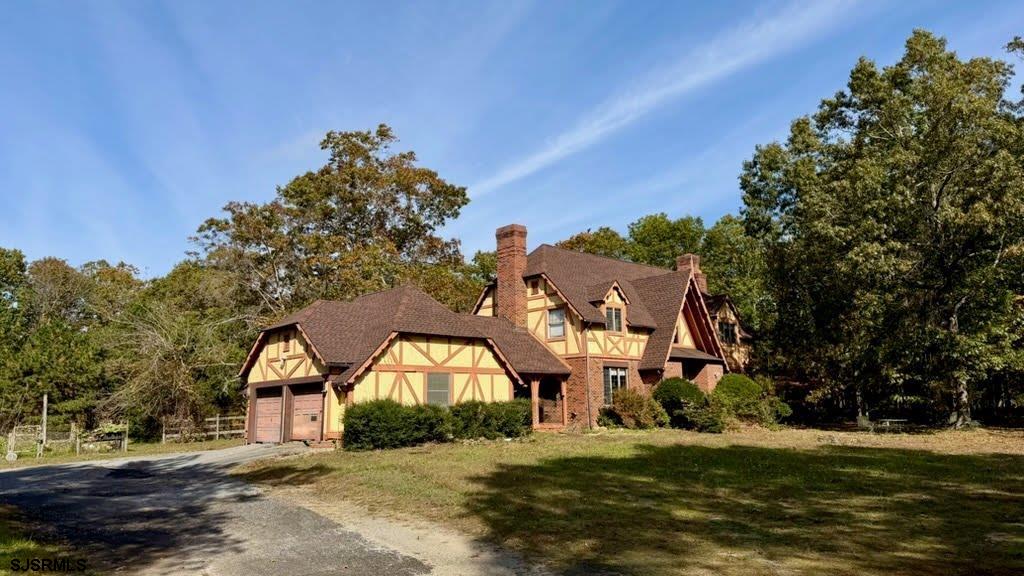 5101 English Creek Avenue - Picture 2