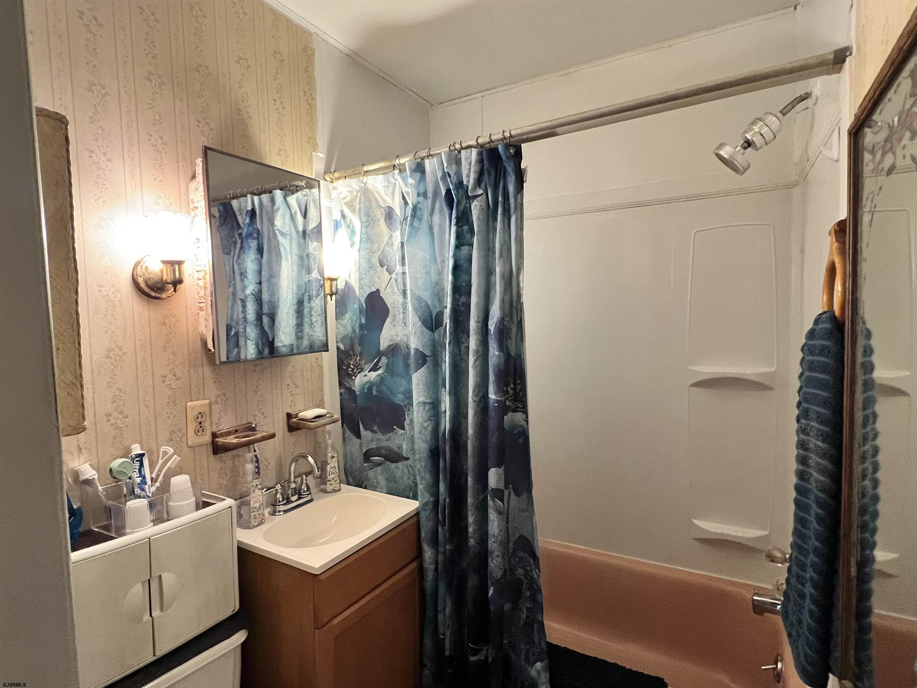102 Seagull Dr