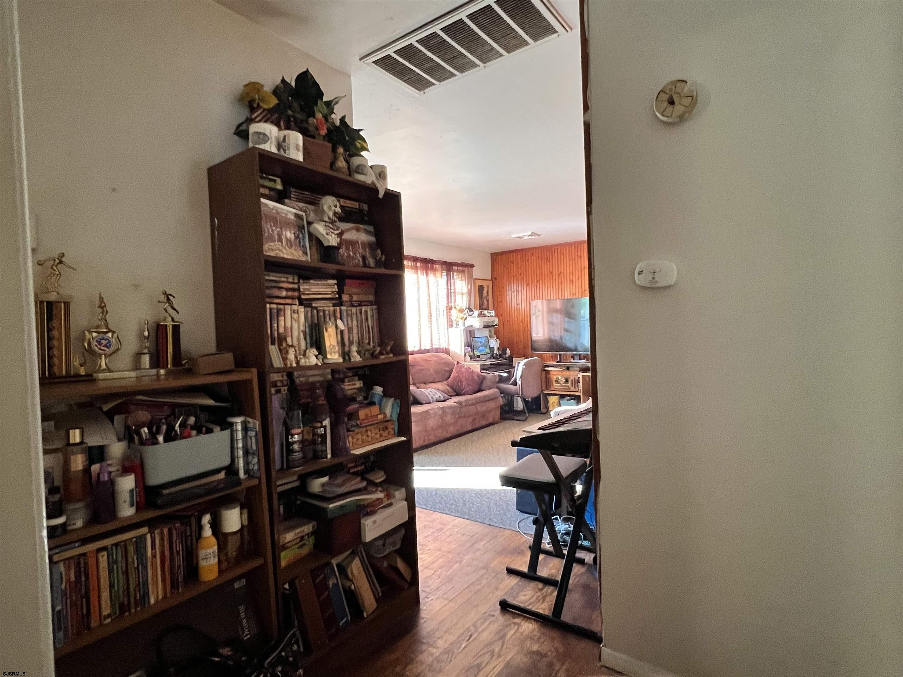 102 Seagull Dr