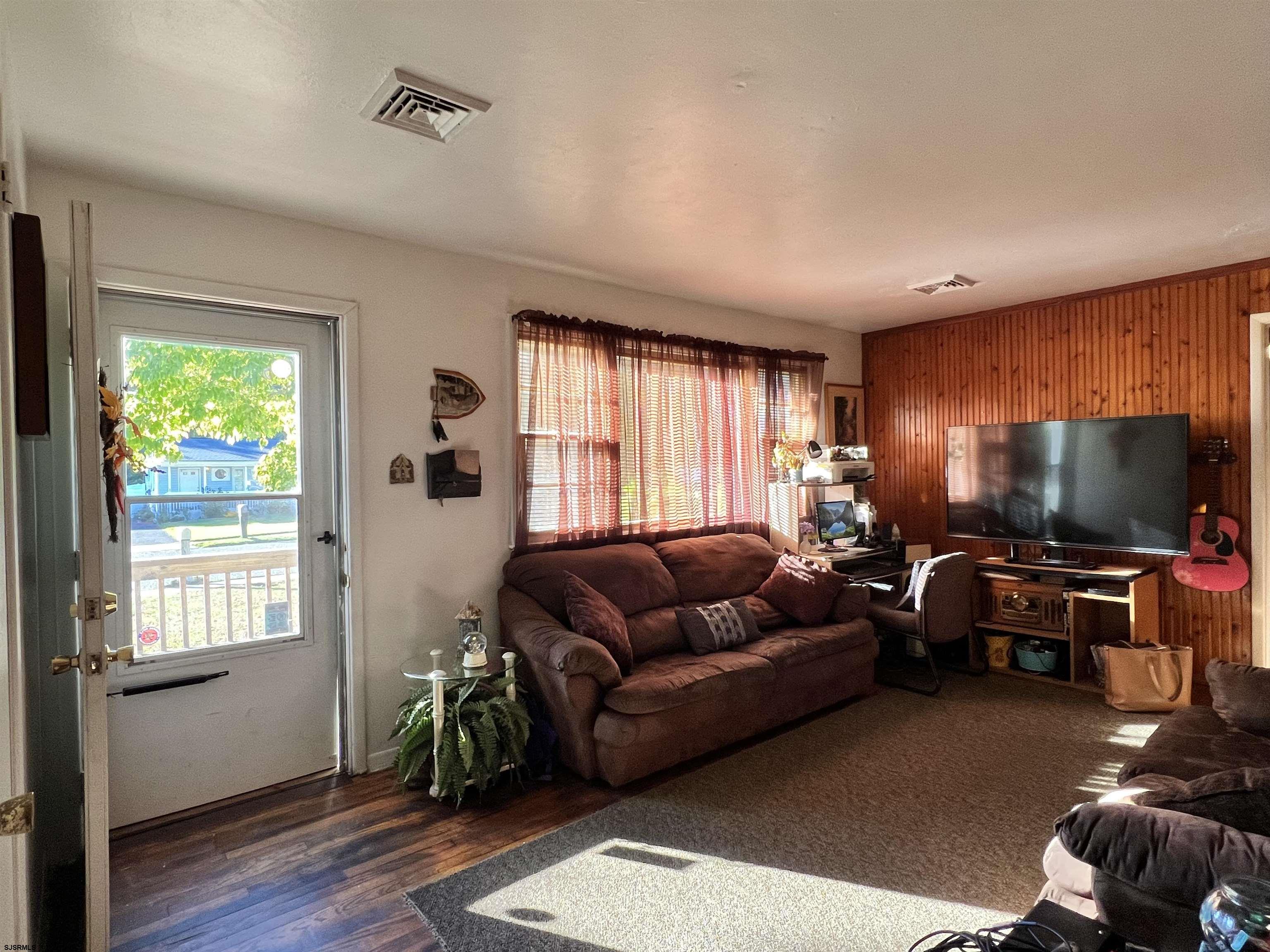 102 Seagull Dr