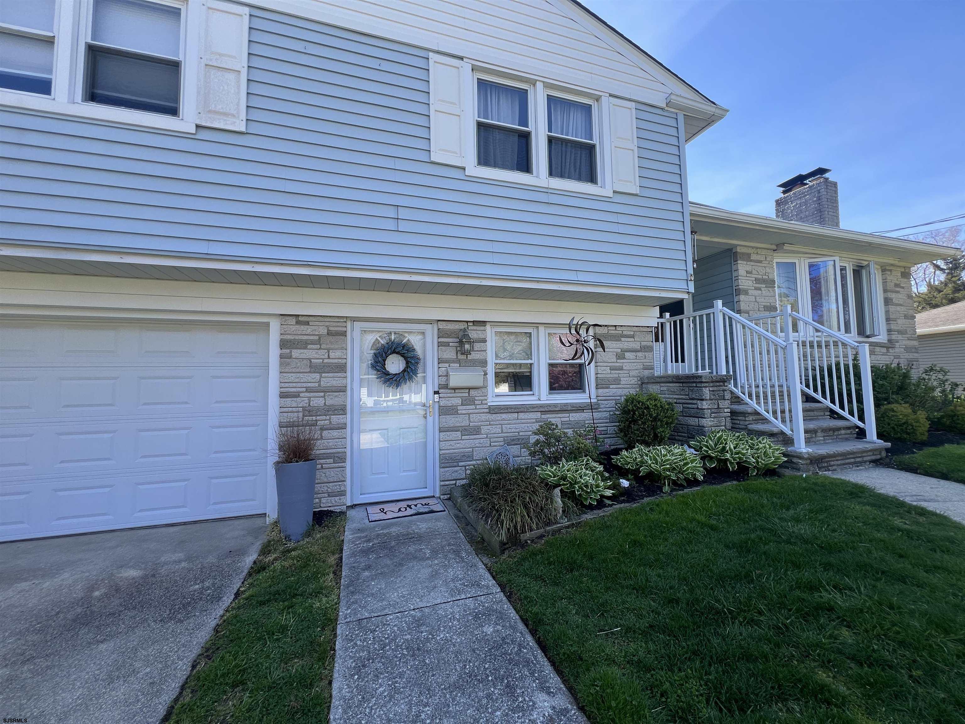 702 Burton Avenue - Picture 2