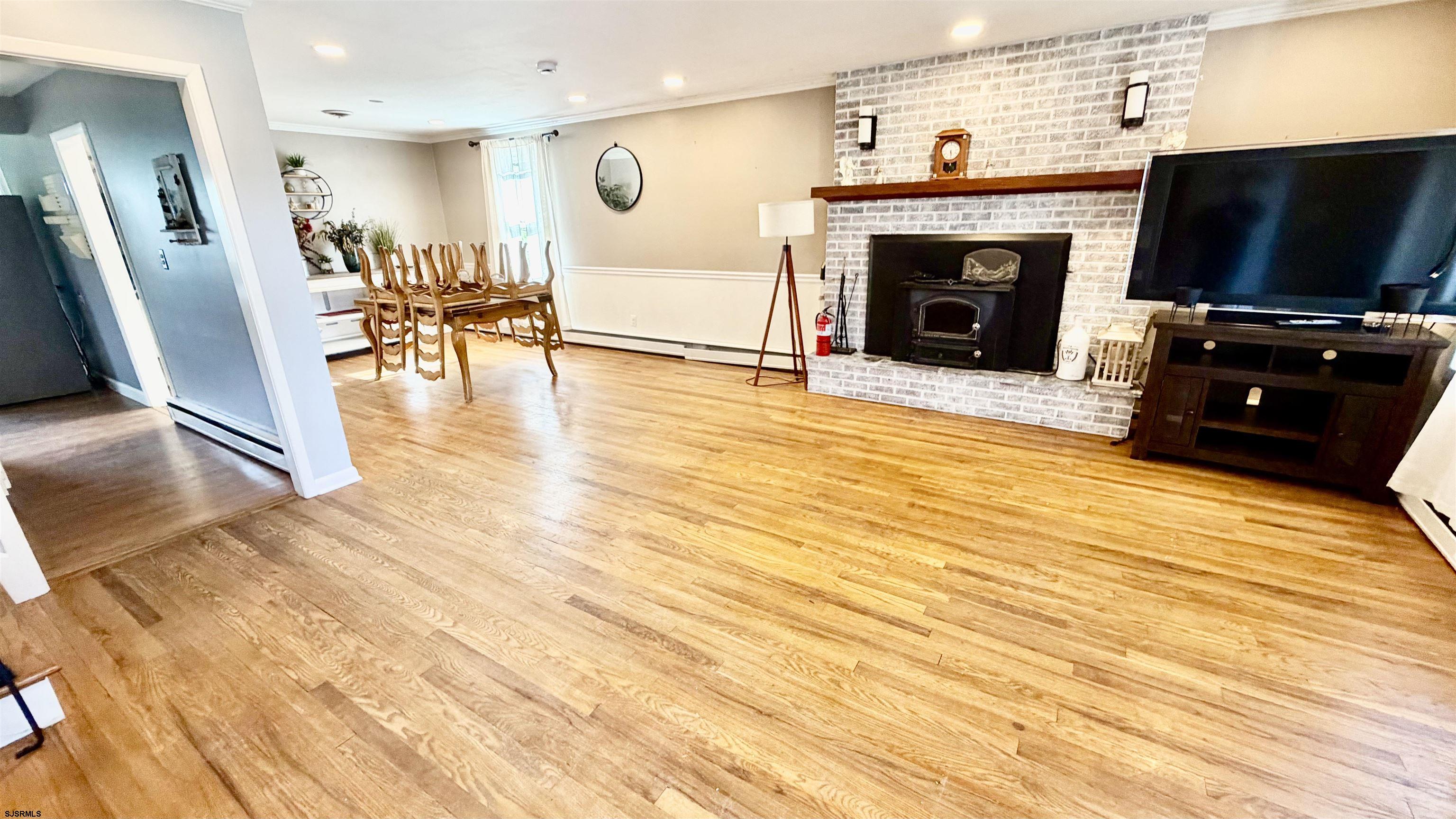 702 Burton Avenue - Picture 4