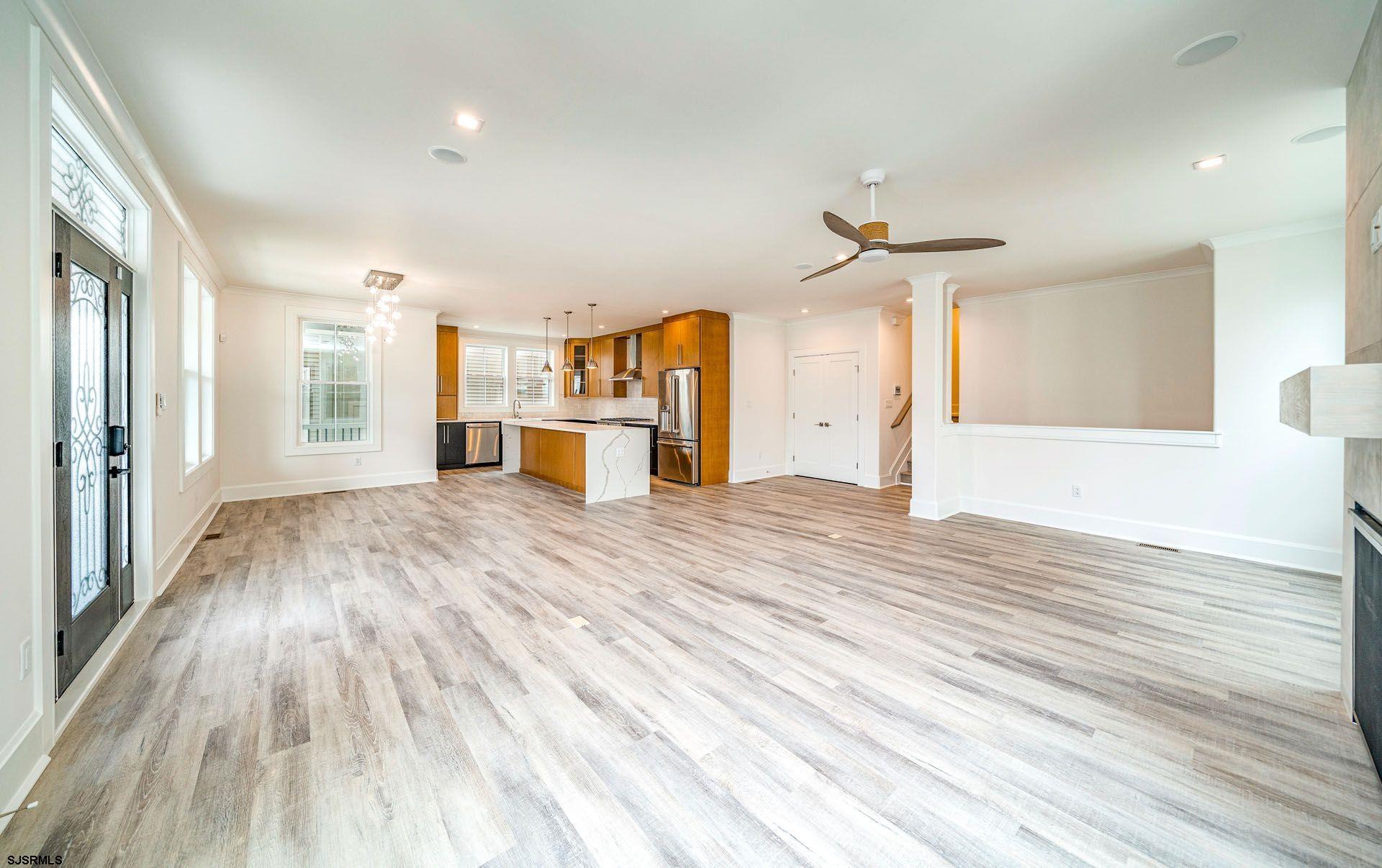 4236 Asbury Avenue - Picture 4