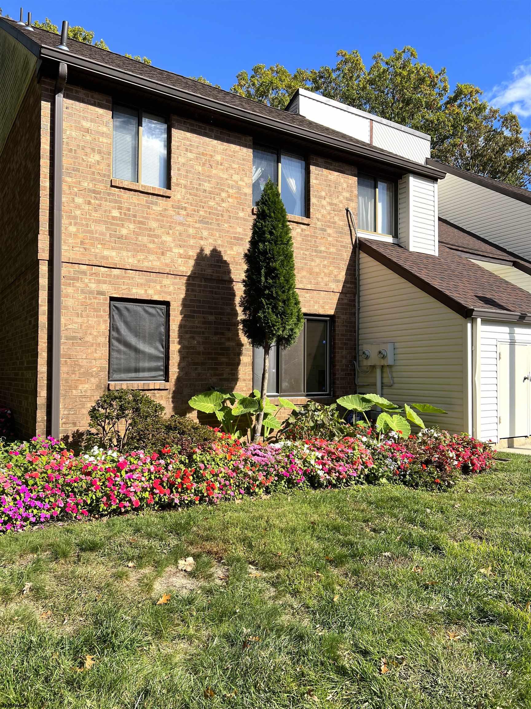 1 Country Magnolia Ln - Picture 1