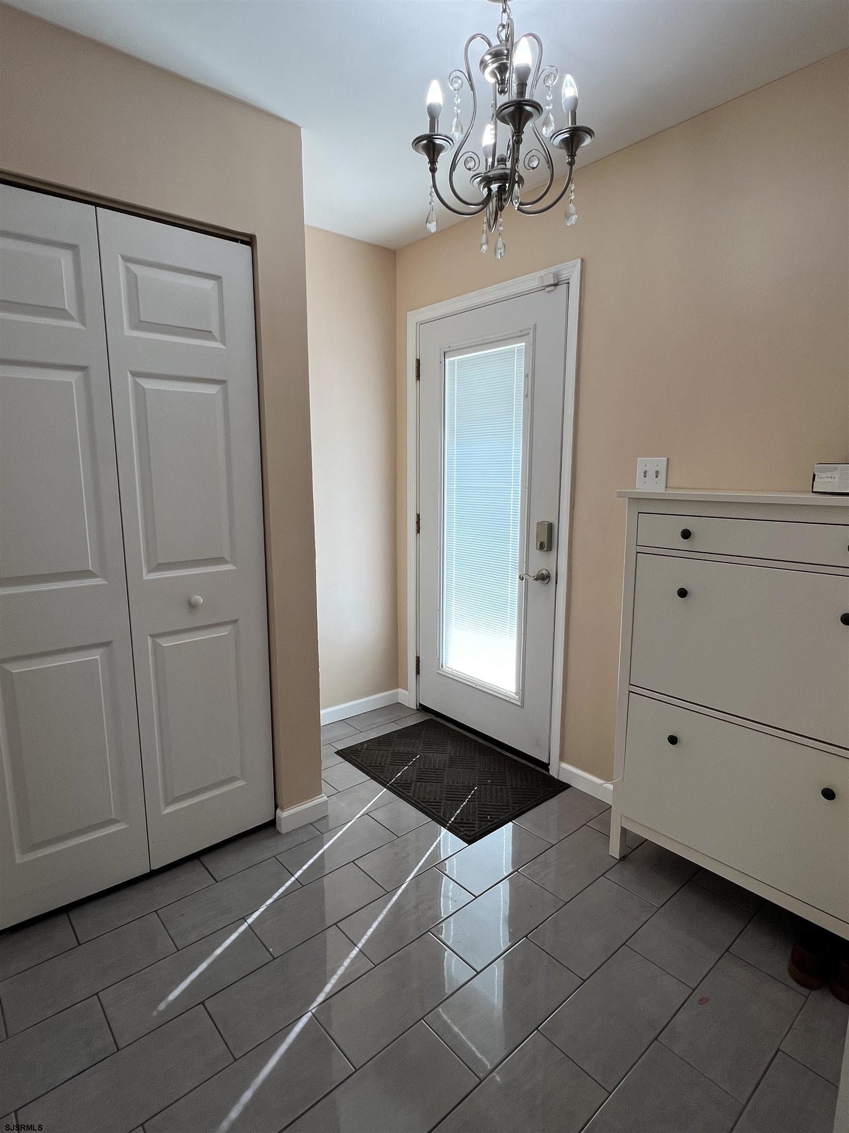 1 Country Magnolia Ln