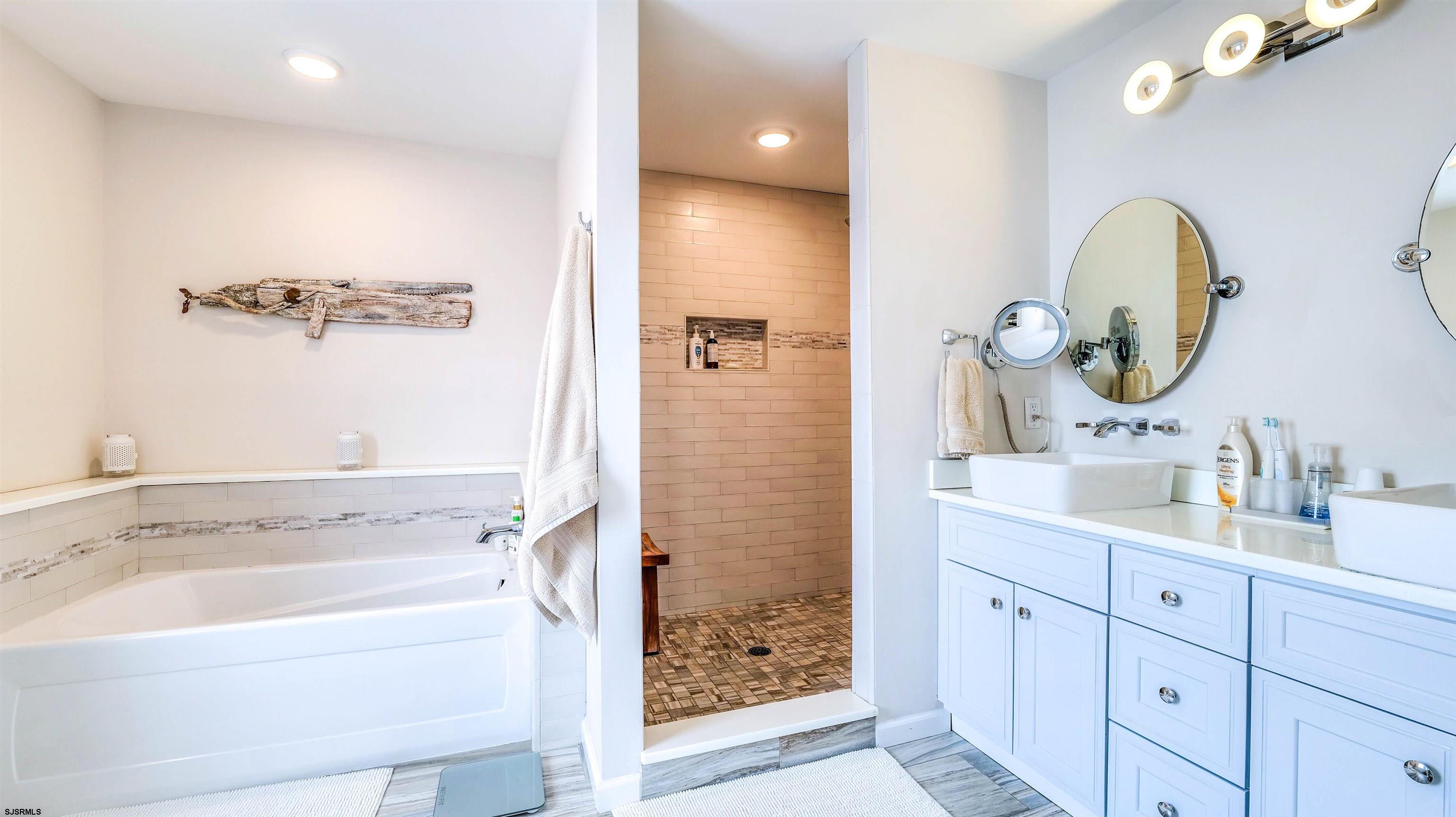 203 N Melbourne Avenue