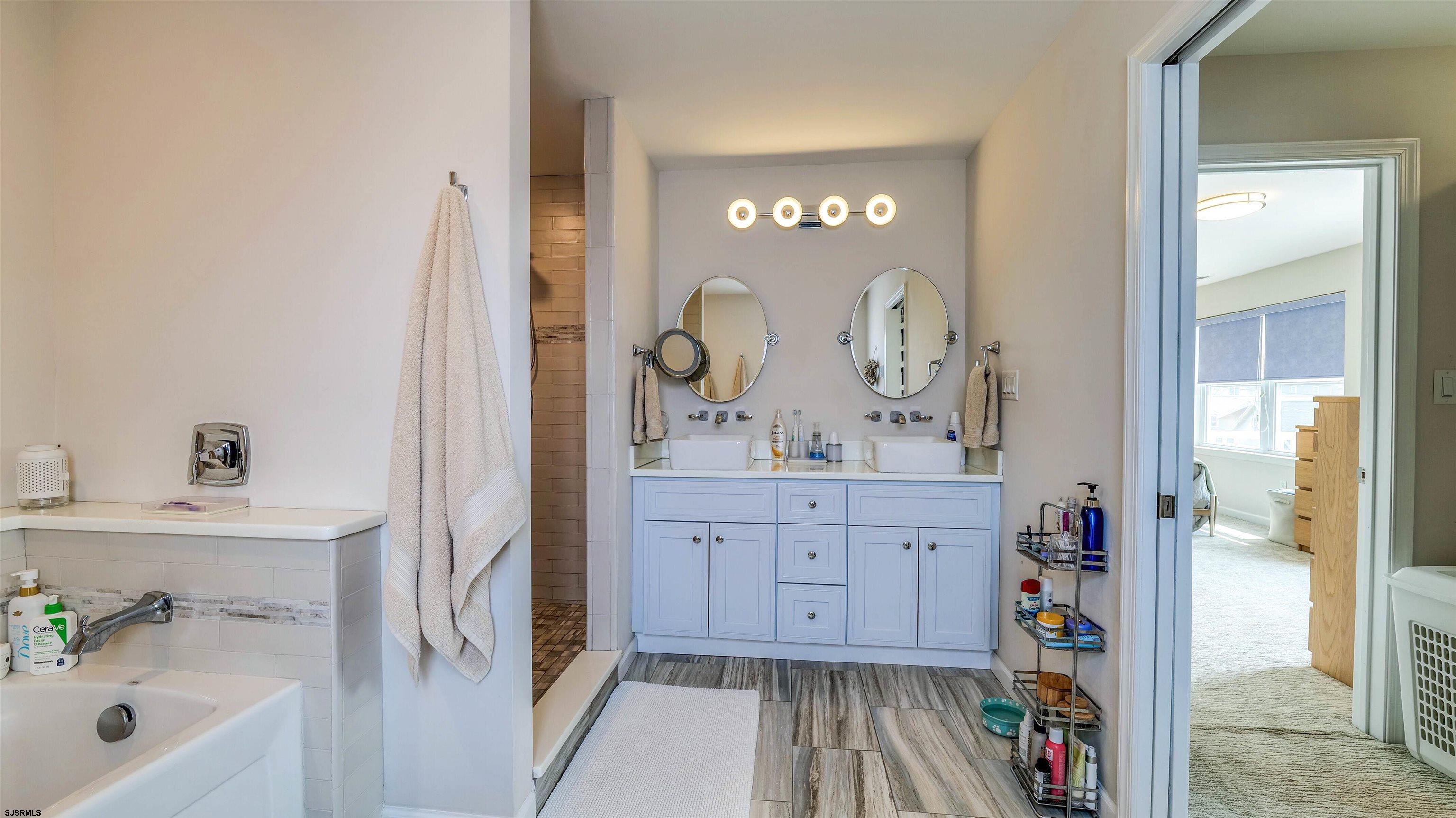 203 N Melbourne Avenue