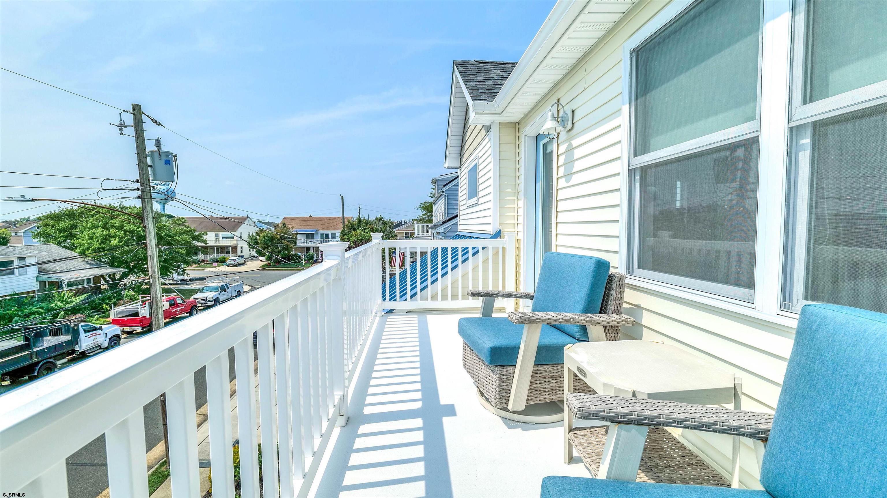 203 N Melbourne Avenue