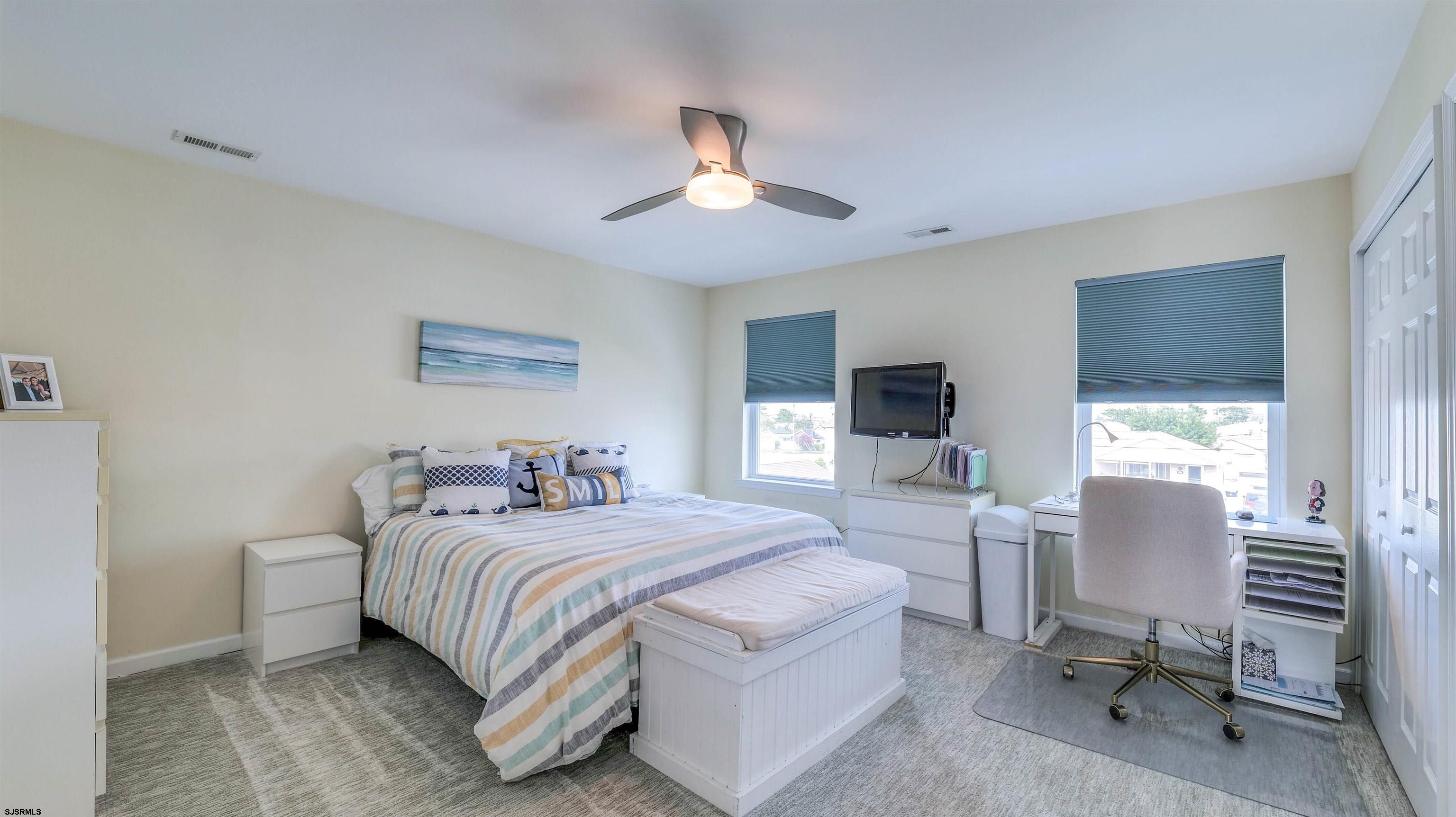 203 N Melbourne Avenue