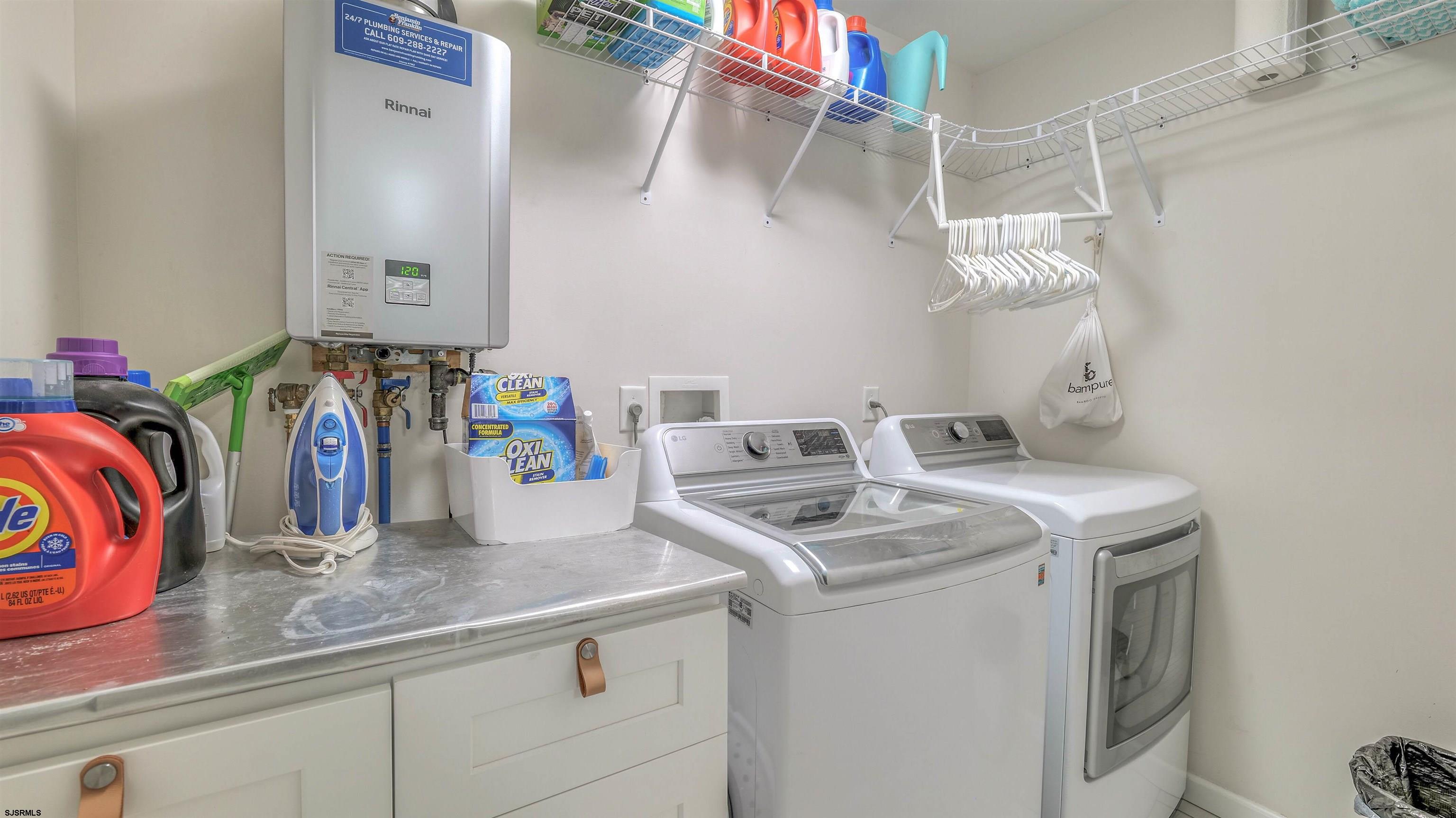 203 N Melbourne Avenue