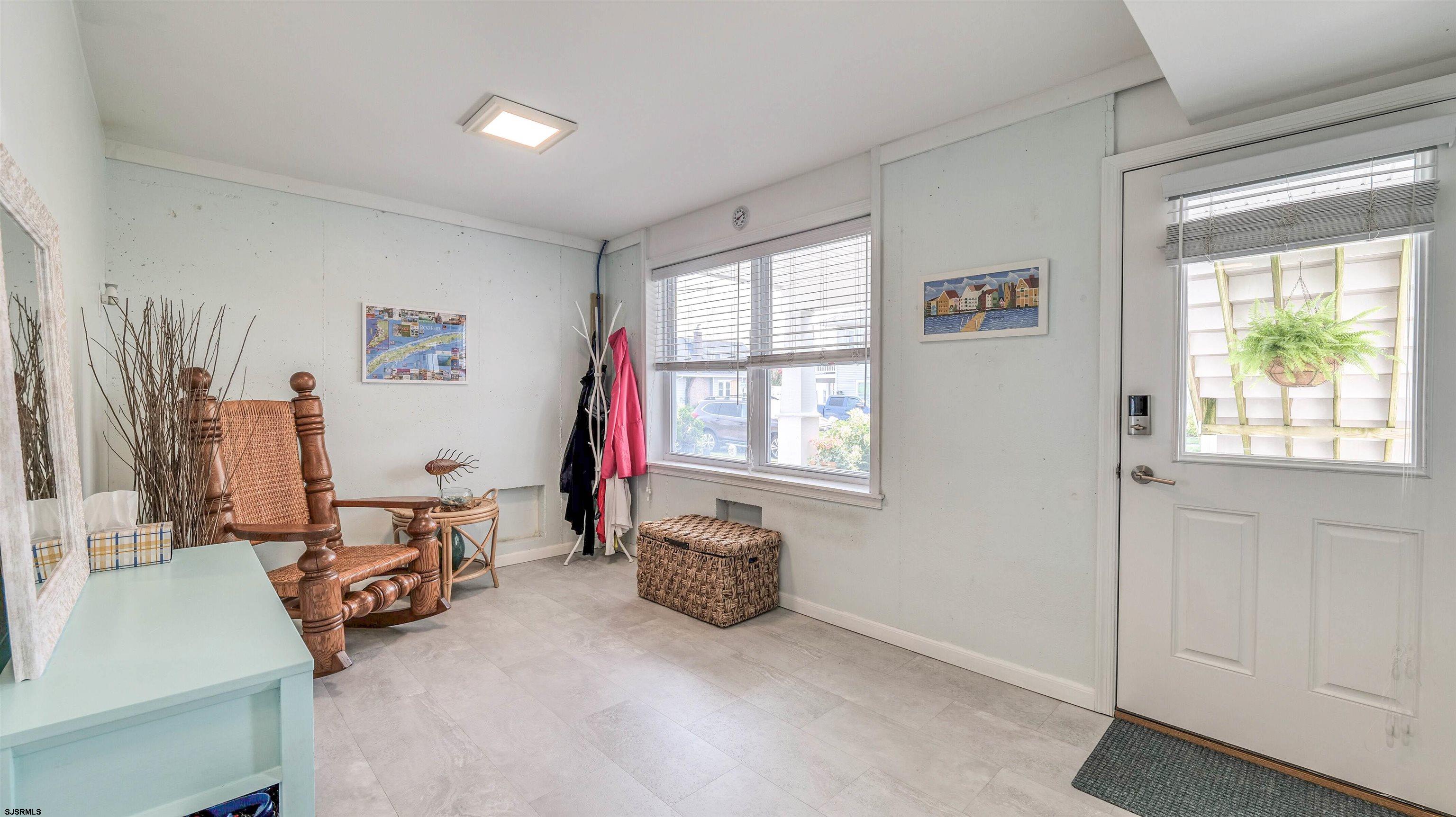 203 N Melbourne Avenue