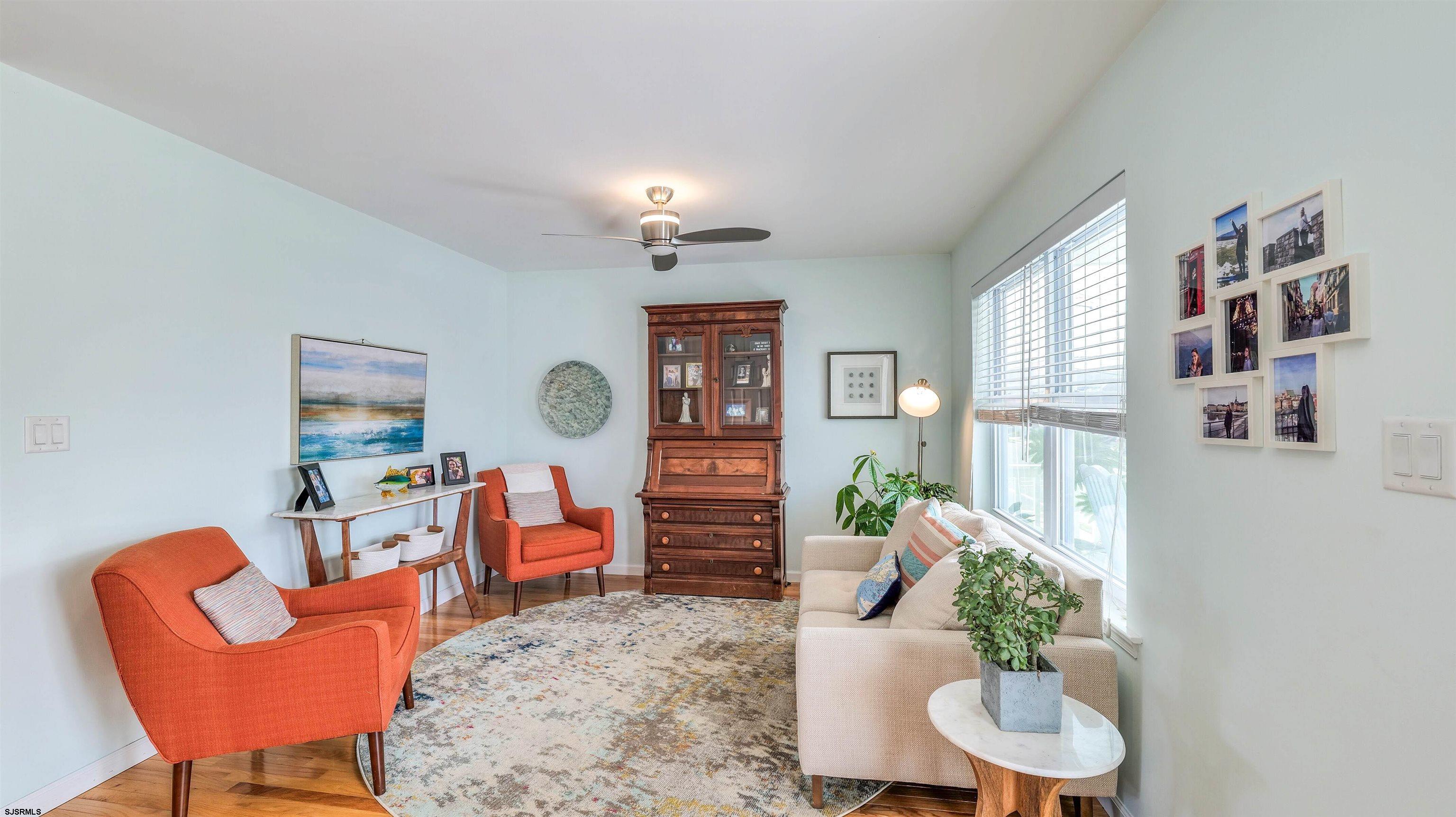 203 N Melbourne Avenue