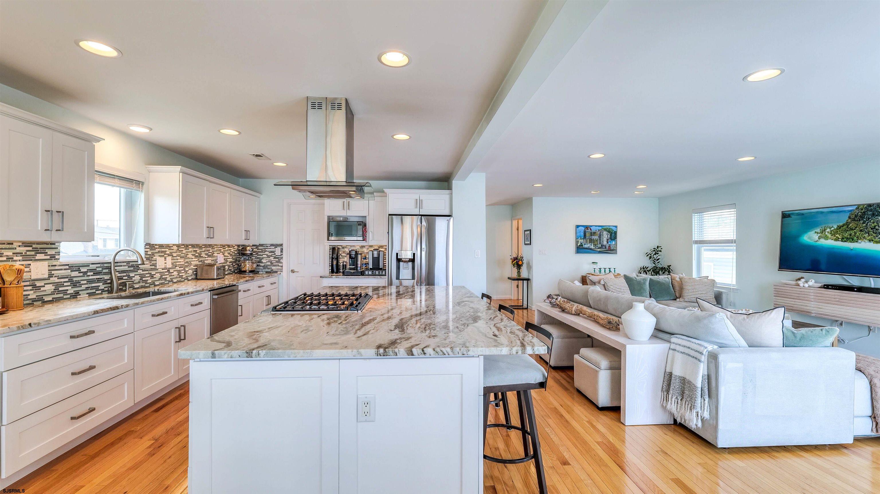 203 N Melbourne Avenue - Picture 4