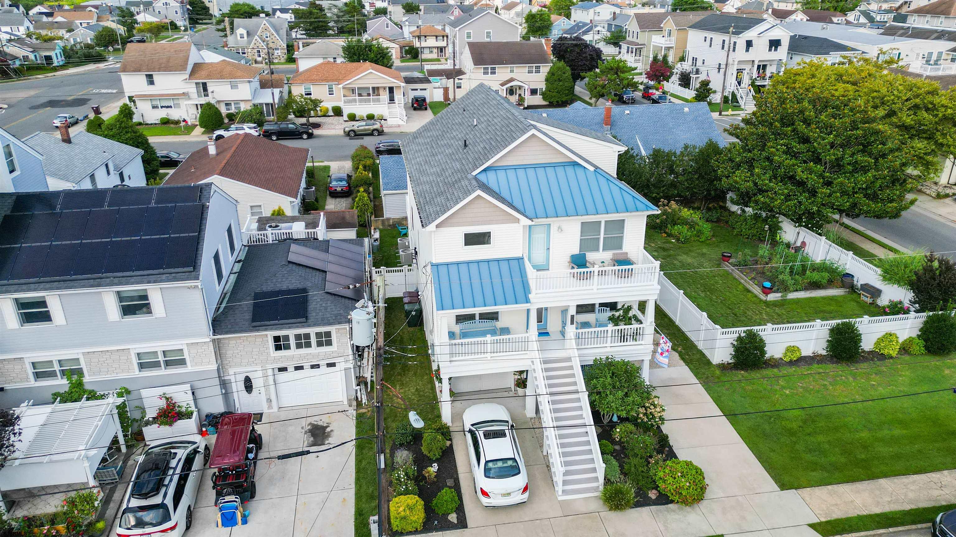 203 N Melbourne Avenue