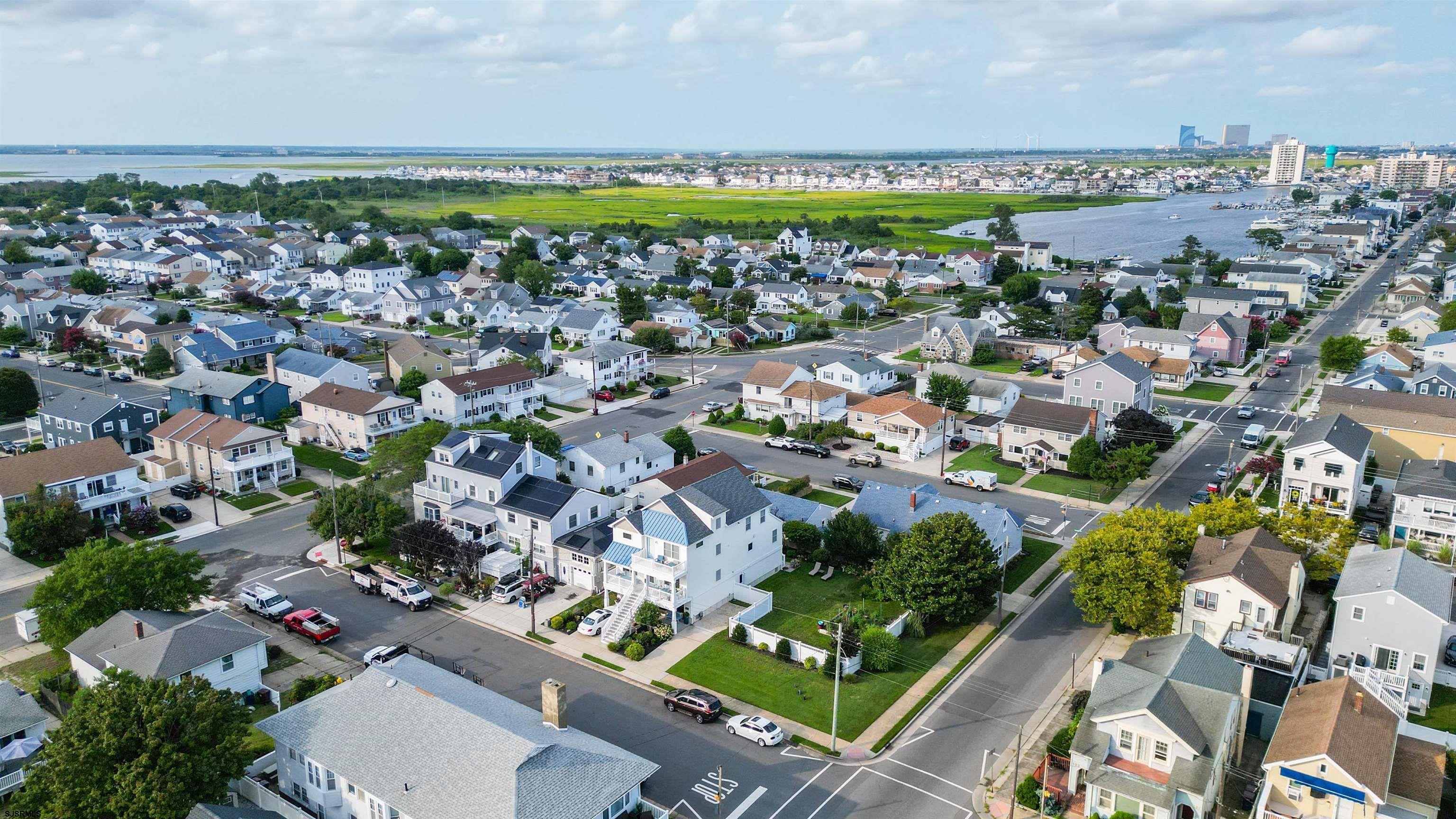 203 N Melbourne Avenue