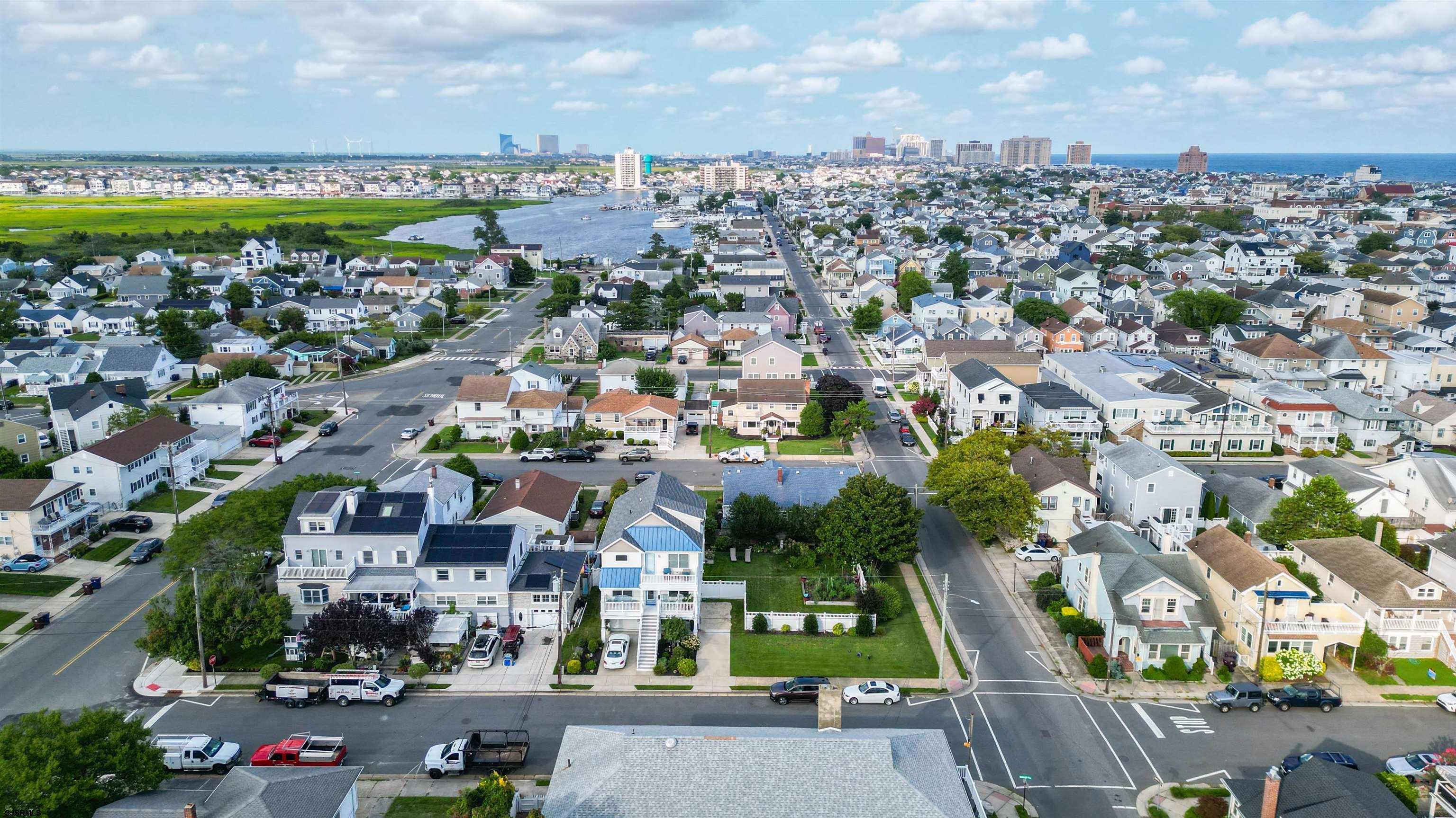 203 N Melbourne Avenue