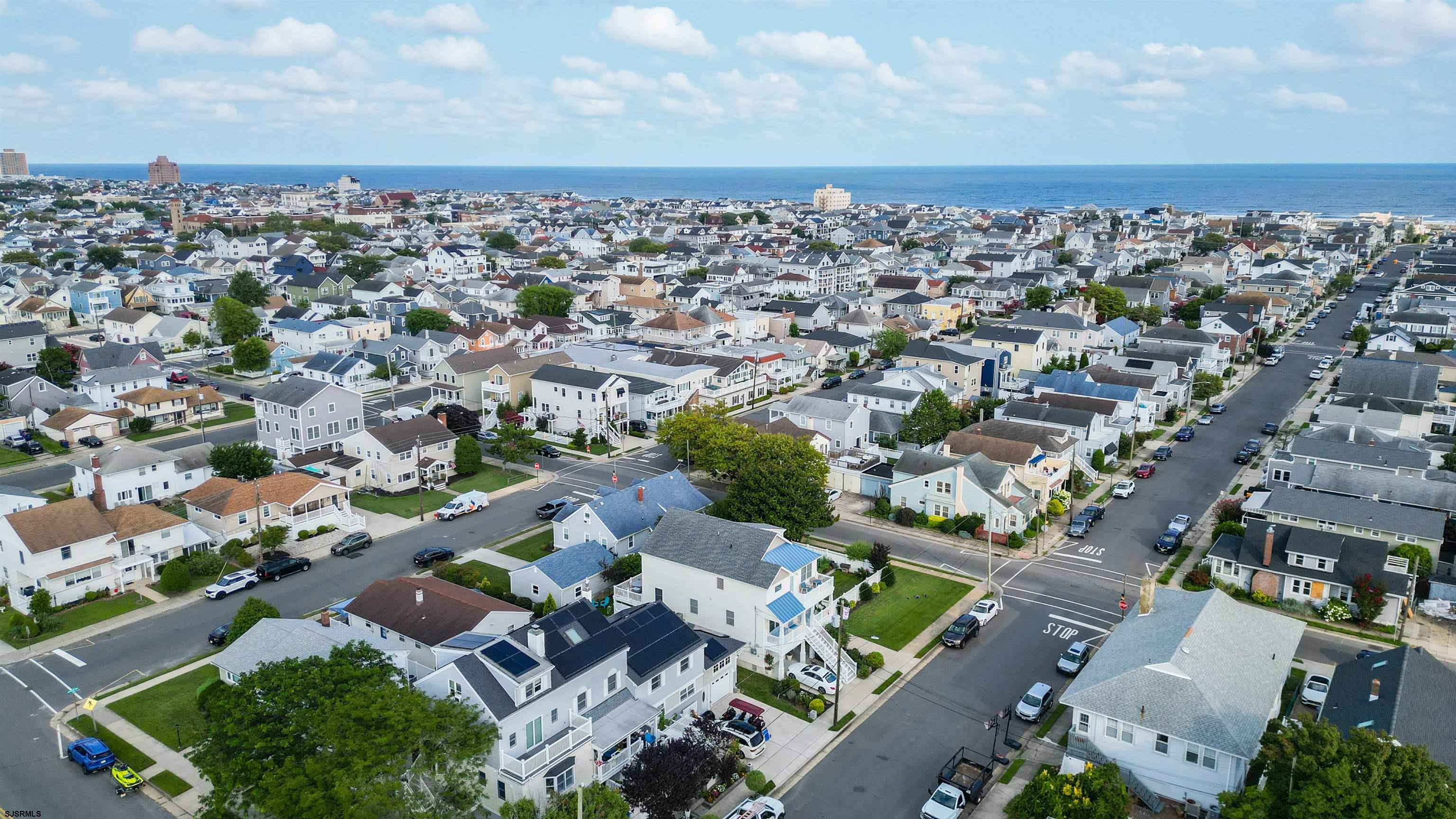 203 N Melbourne Avenue