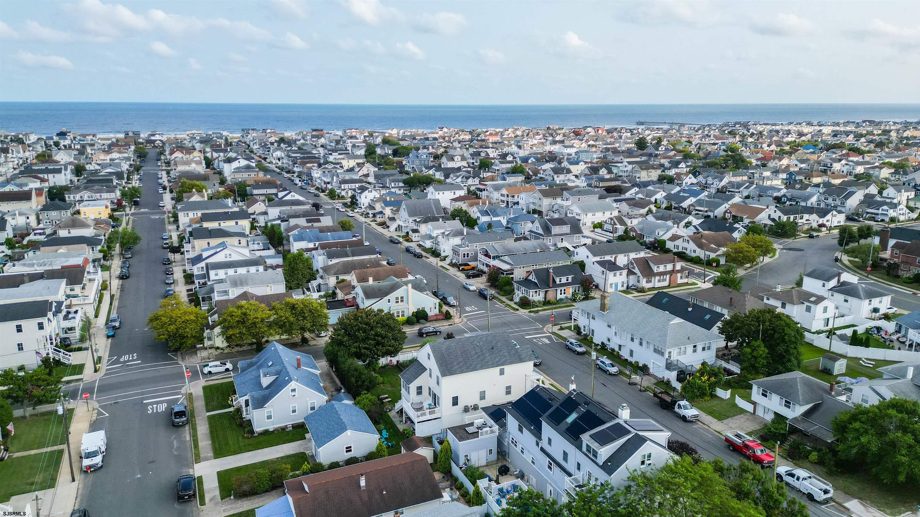 203 N Melbourne Avenue