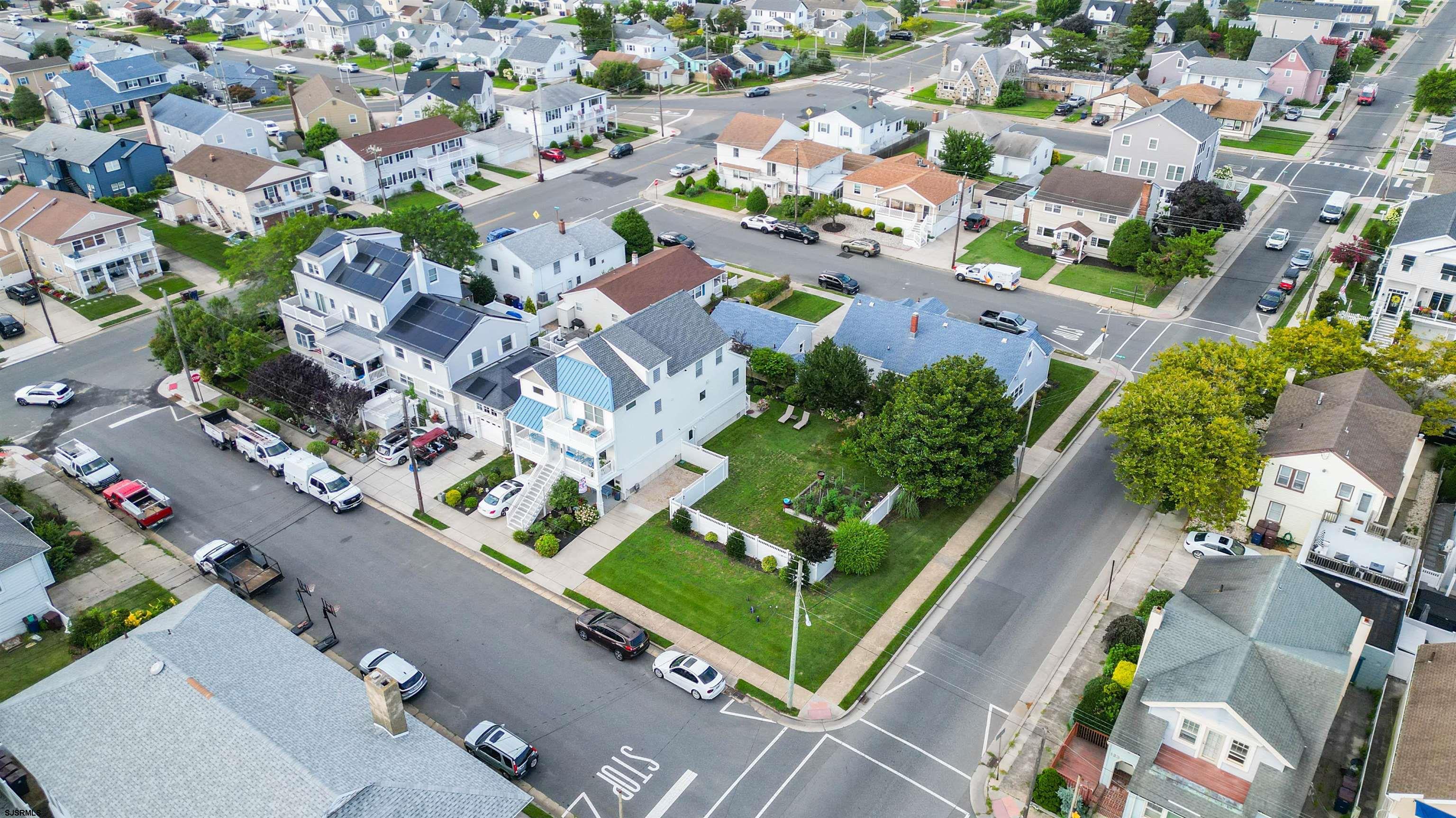 203 N Melbourne Avenue