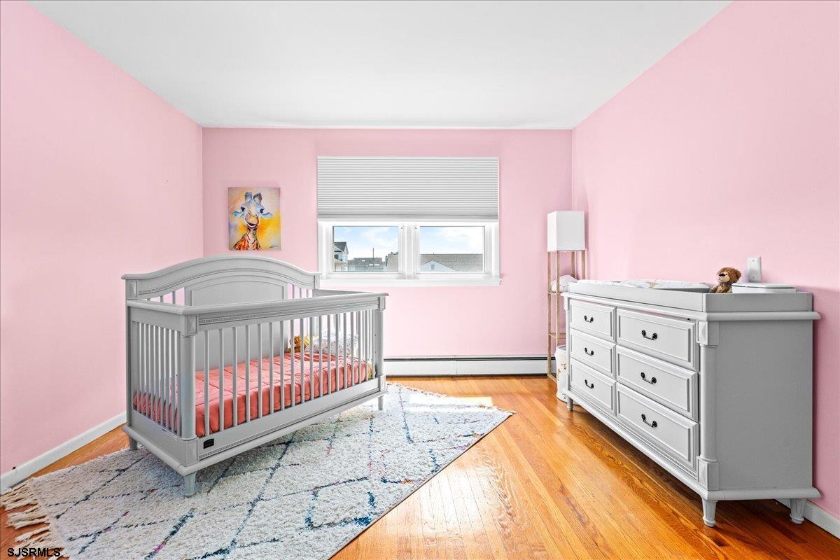 411 N Douglas Avenue