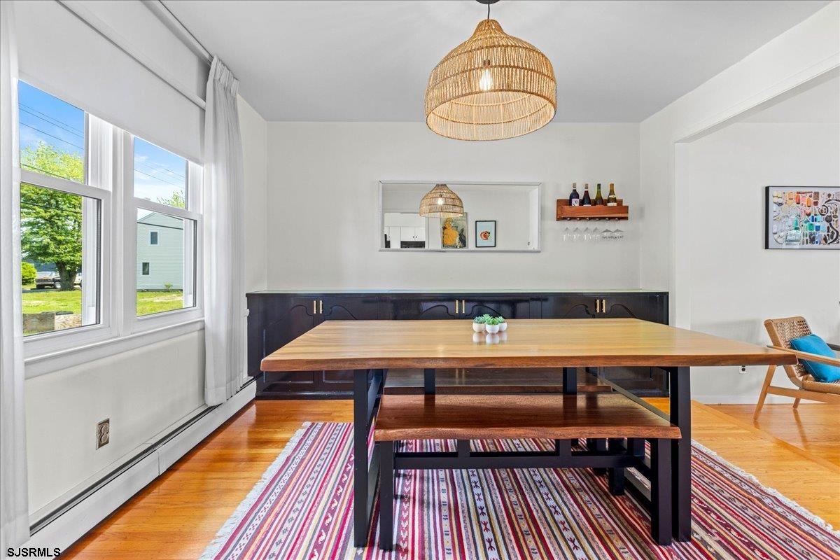 411 N Douglas Avenue