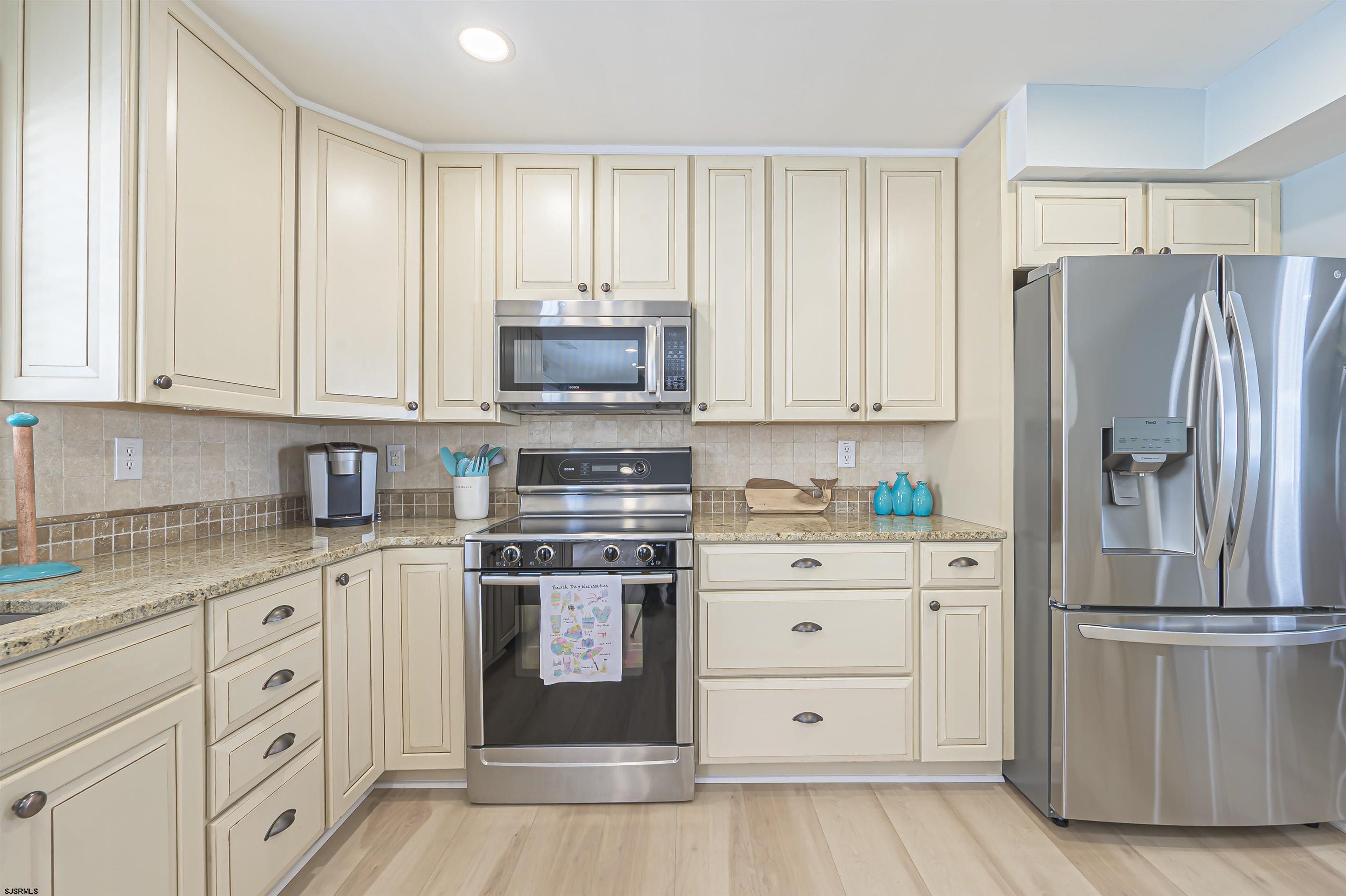 20 N Washington Avenue