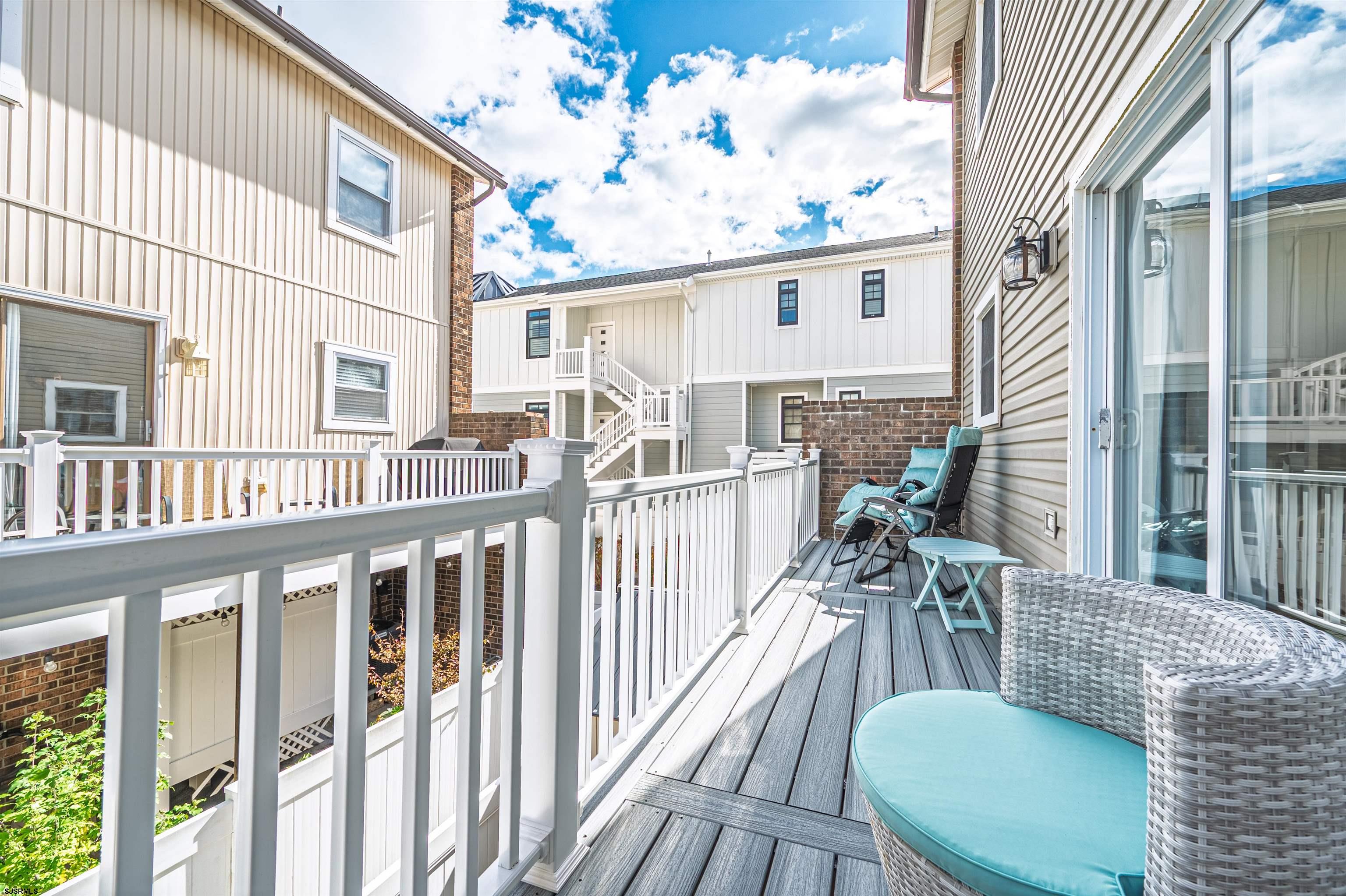 20 N Washington Avenue