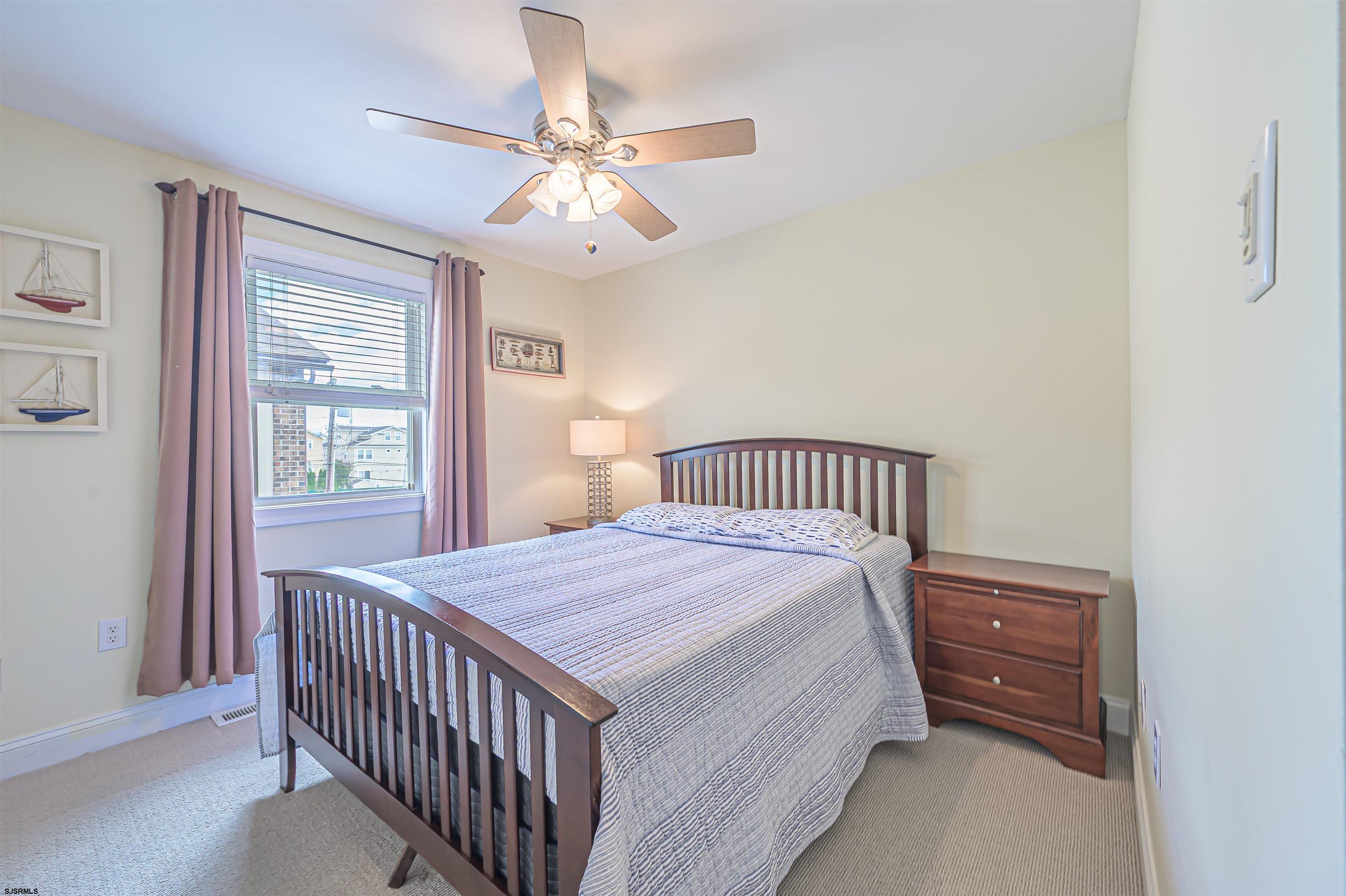 20 N Washington Avenue