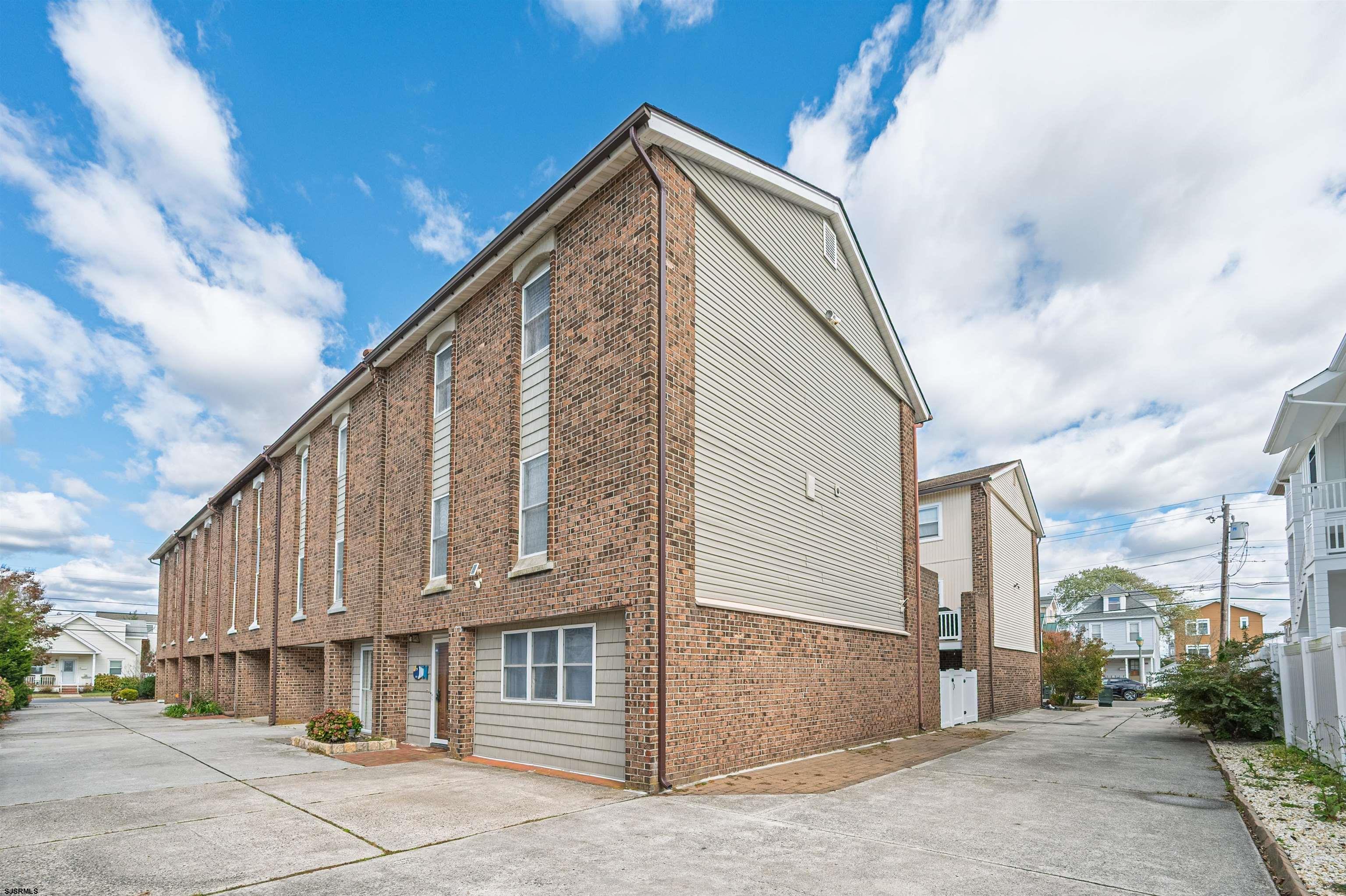 20 N Washington Avenue