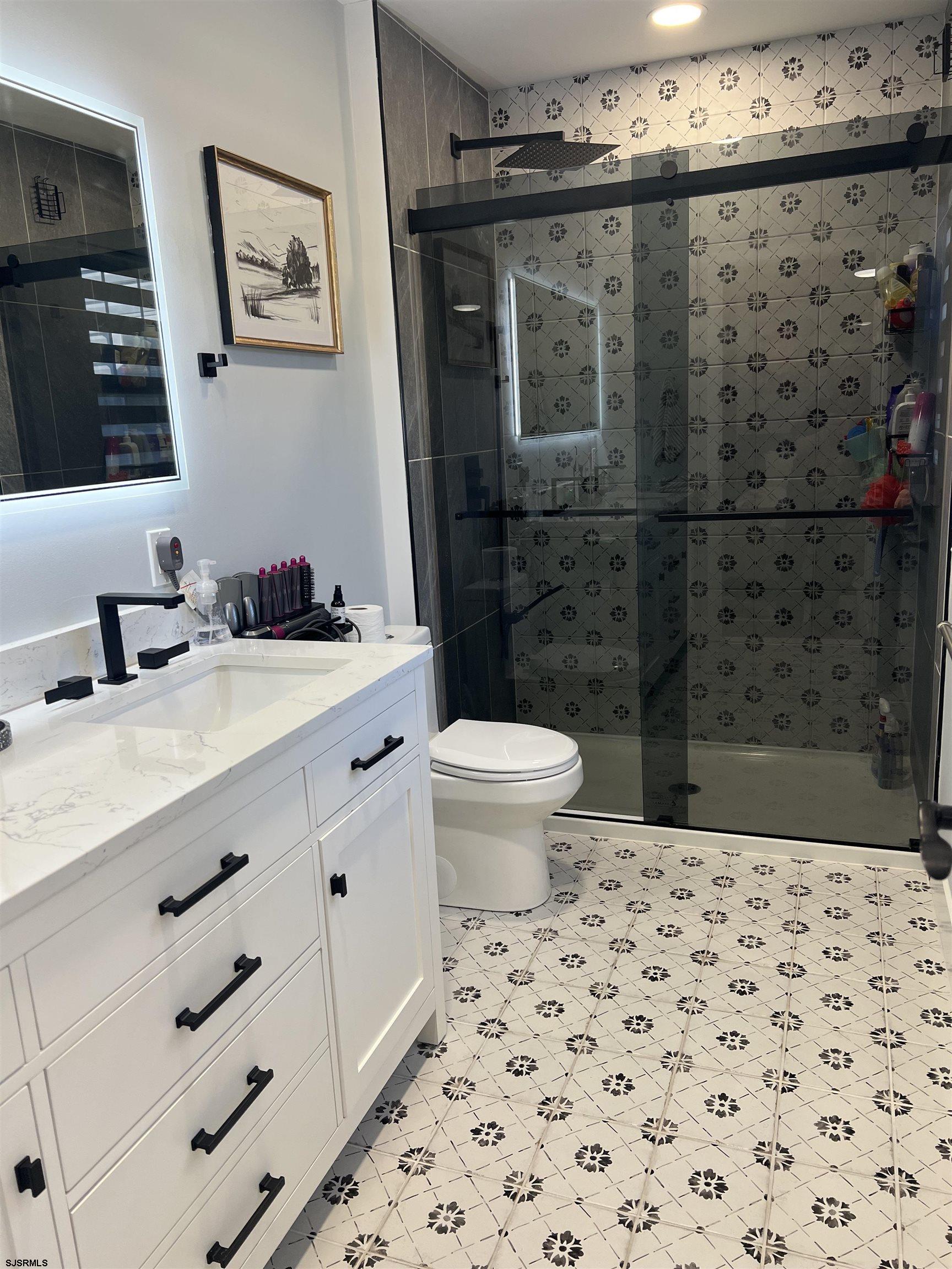 30 Allison Pl
