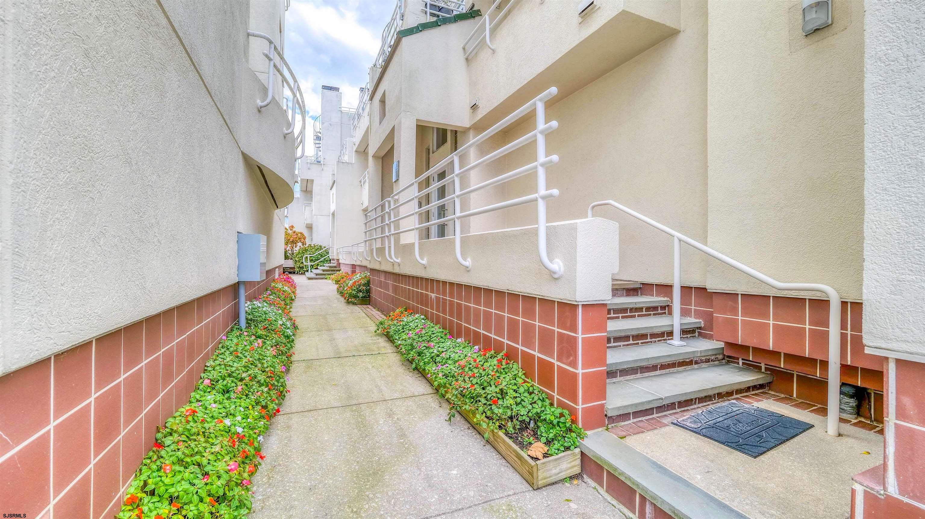 7701 Atlantic Avenue