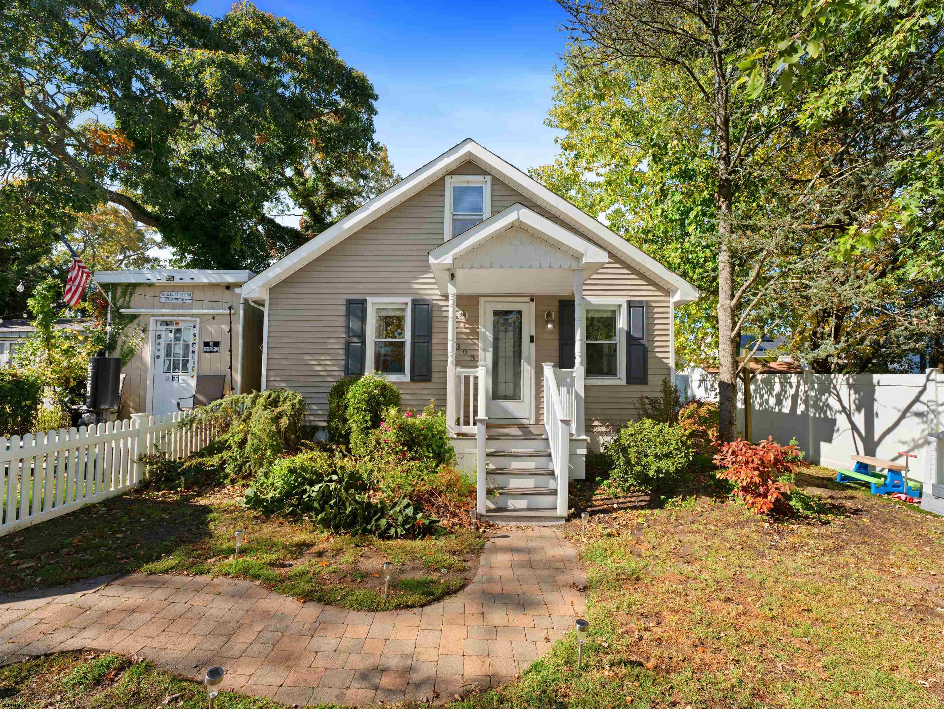 303 Garden Ter Terrace - Picture 1