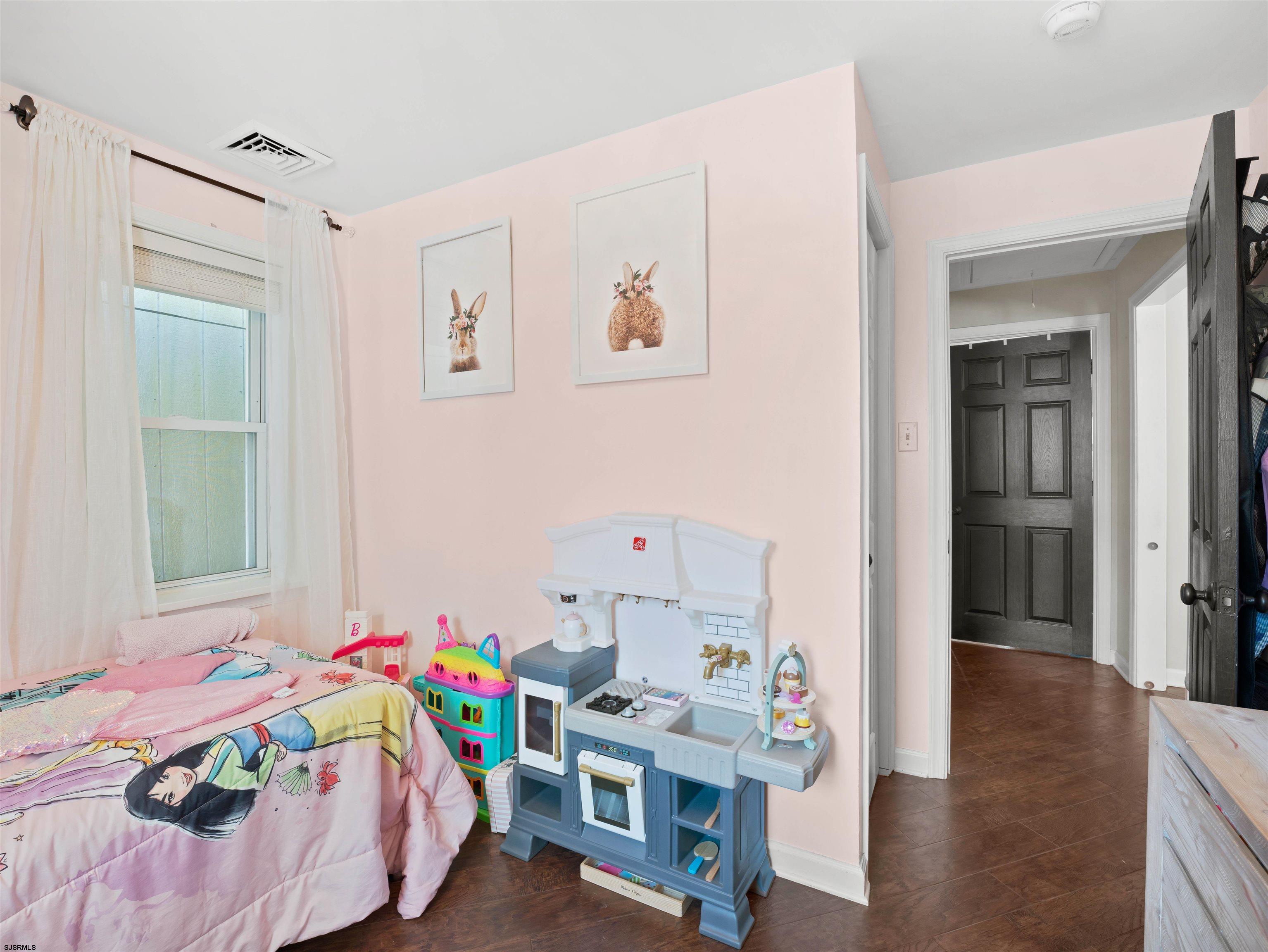 303 Garden Ter Terrace