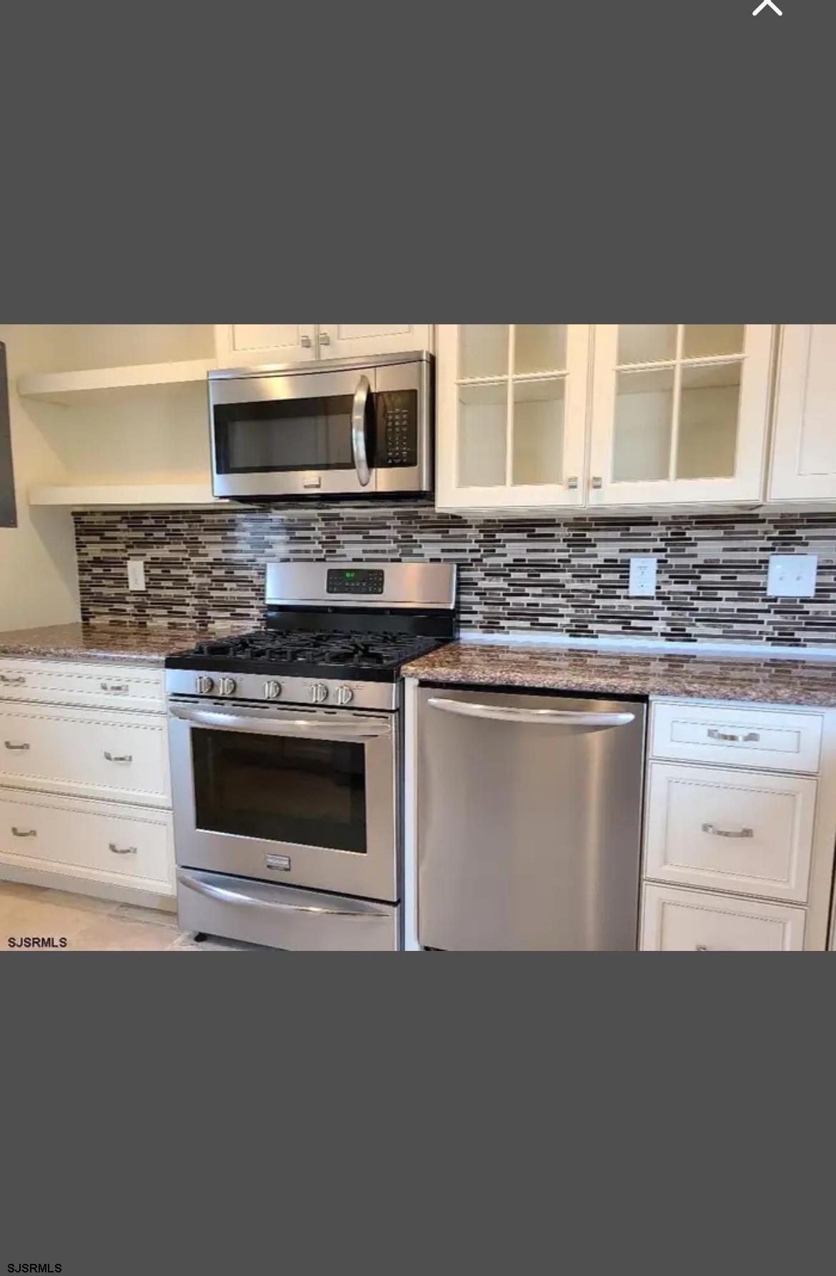 115 Grant Avenue - Picture 3