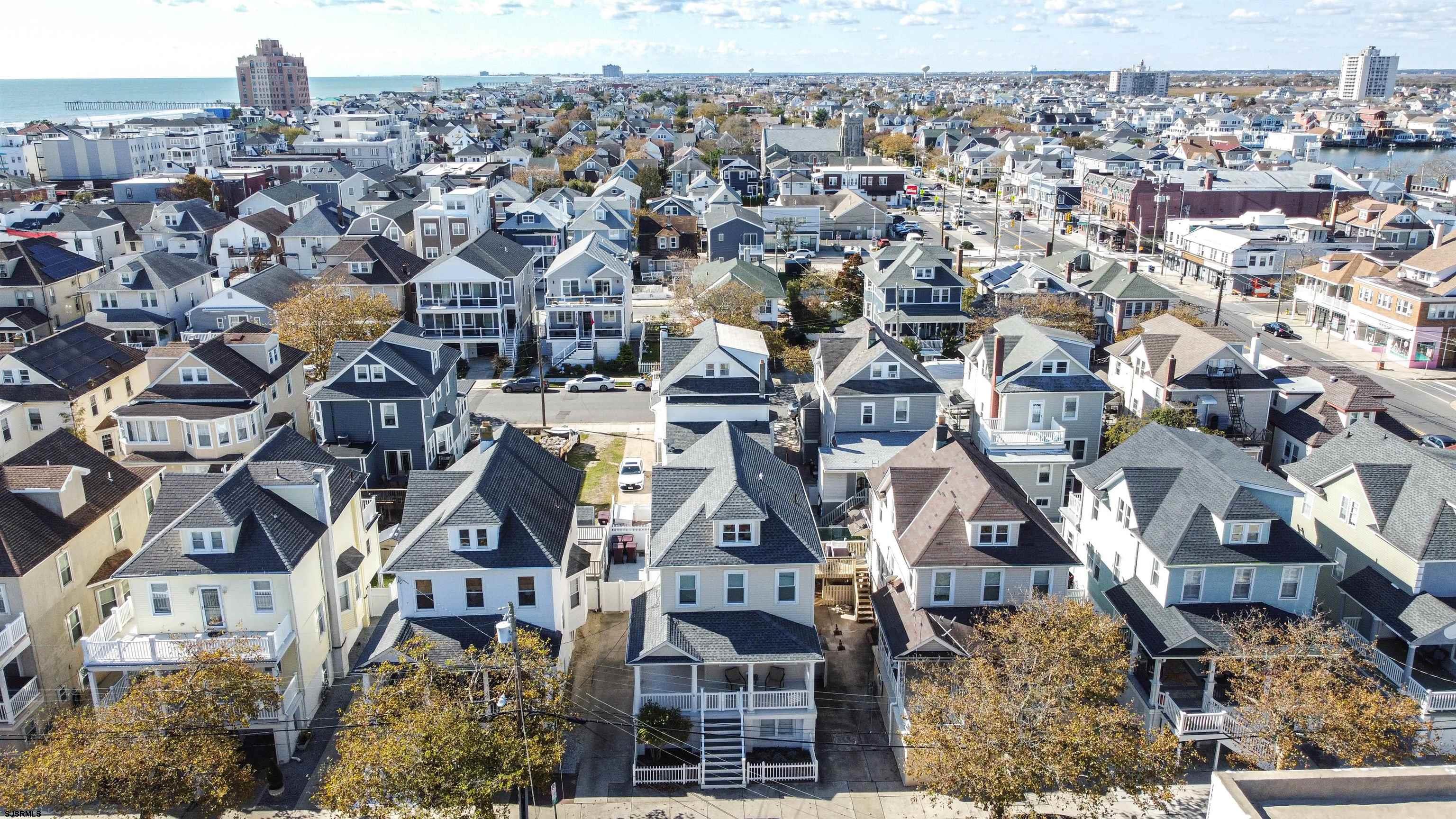 10 S Nashville Avenue