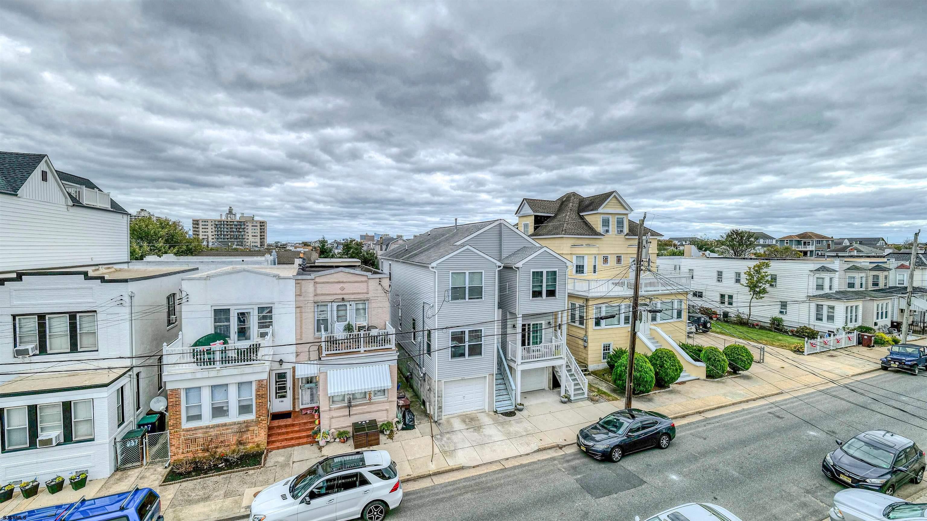 124 N Newport Avenue