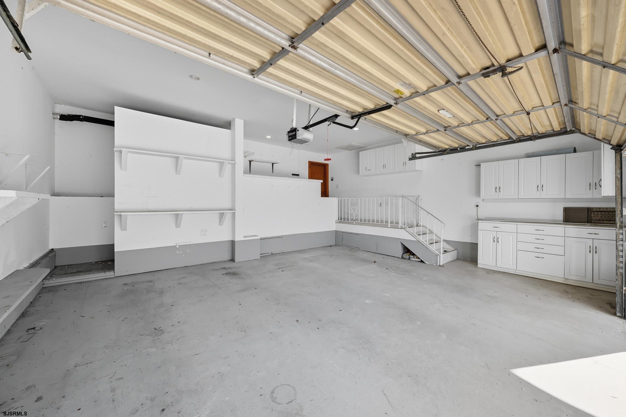 901 W New York Avenue