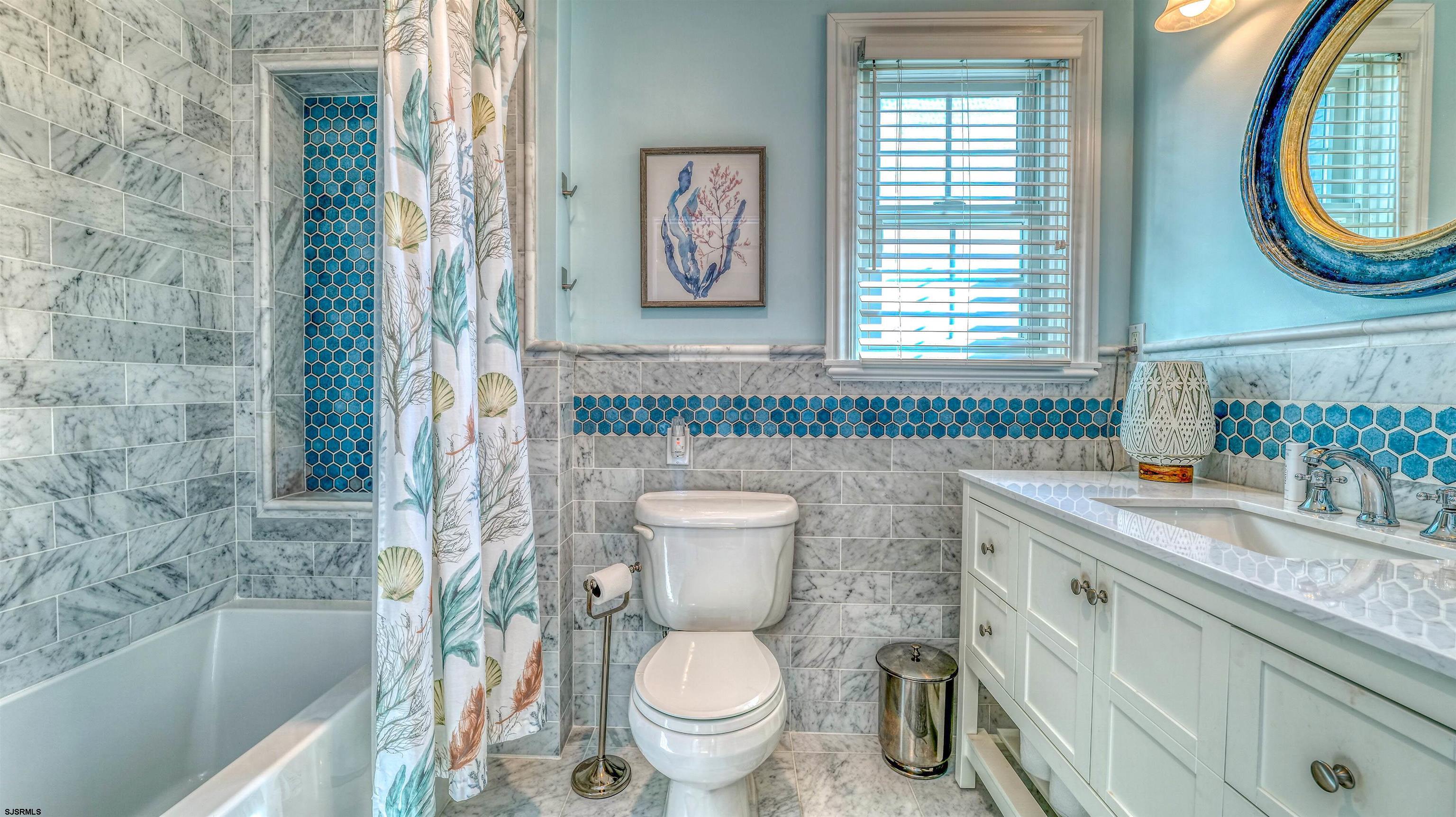 403 N Lancaster Avenue