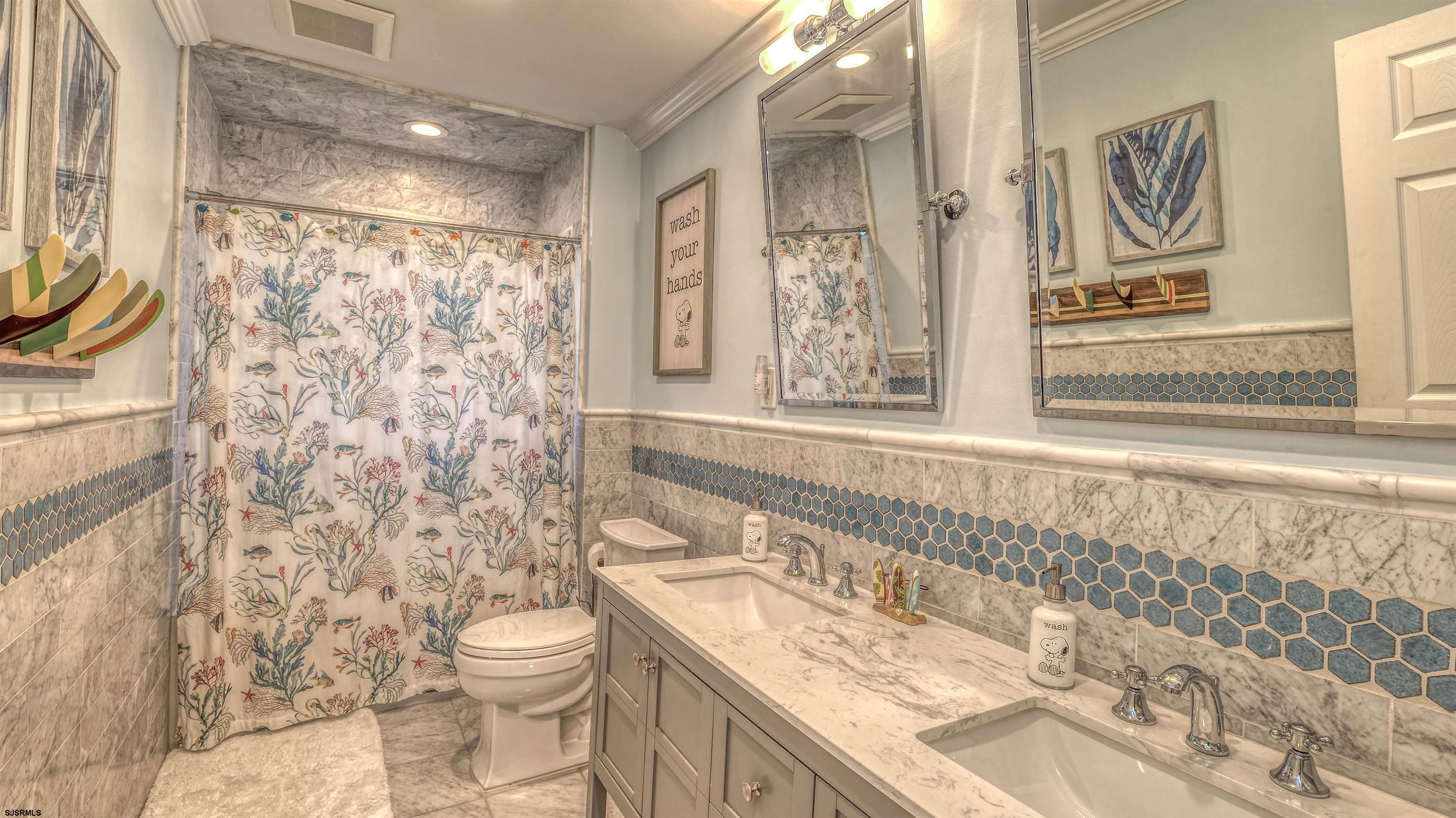 403 N Lancaster Avenue