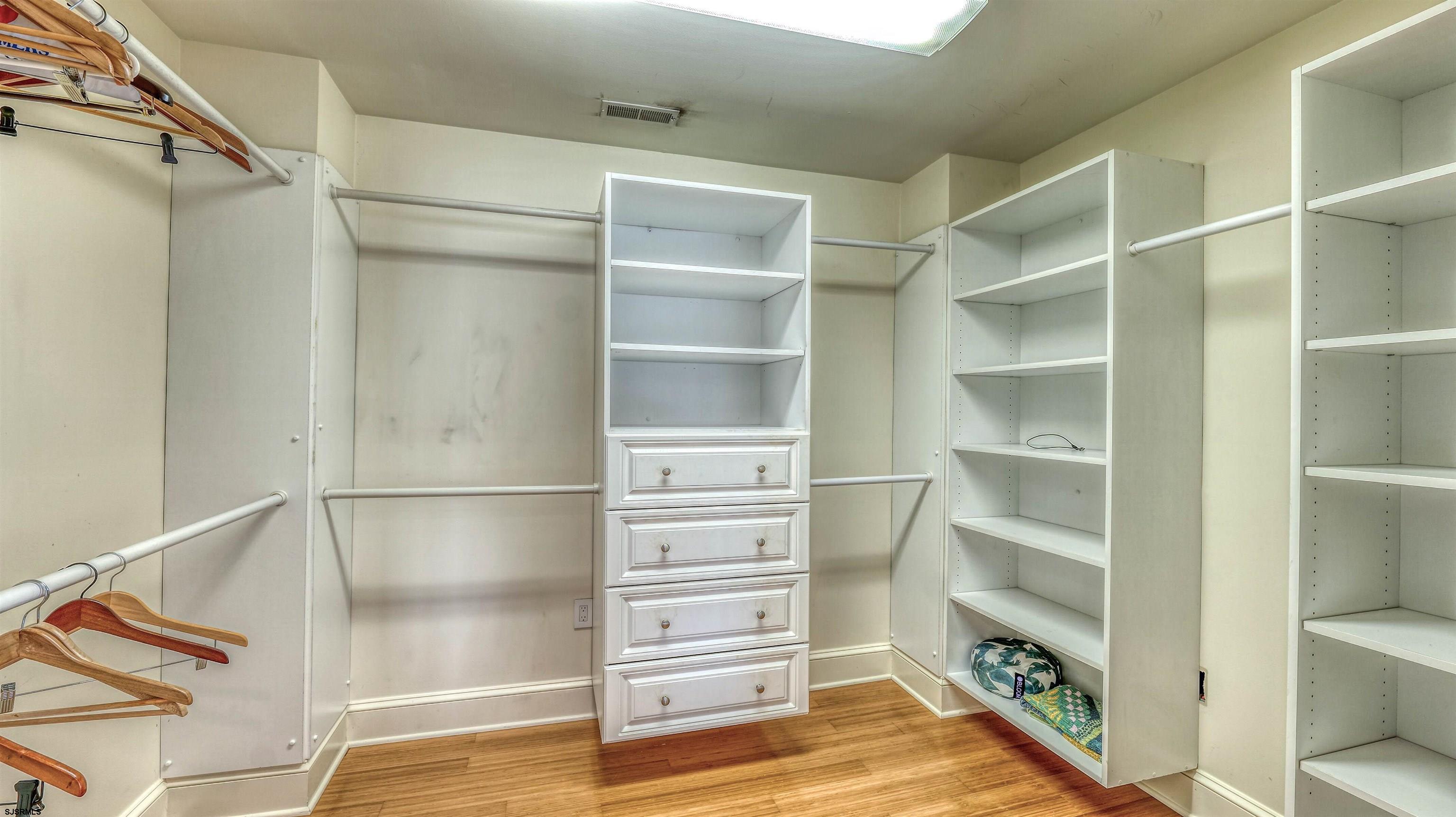 403 N Lancaster Avenue