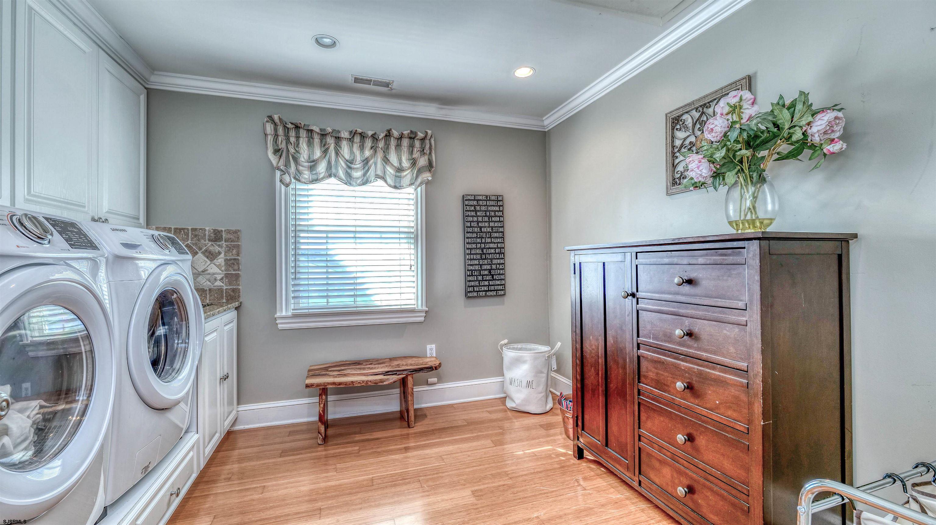 403 N Lancaster Avenue