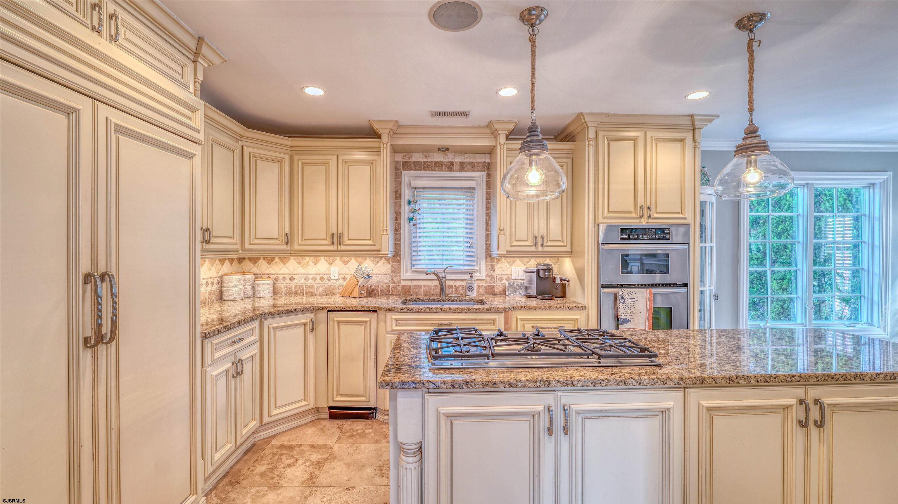 403 N Lancaster Avenue - Picture 3