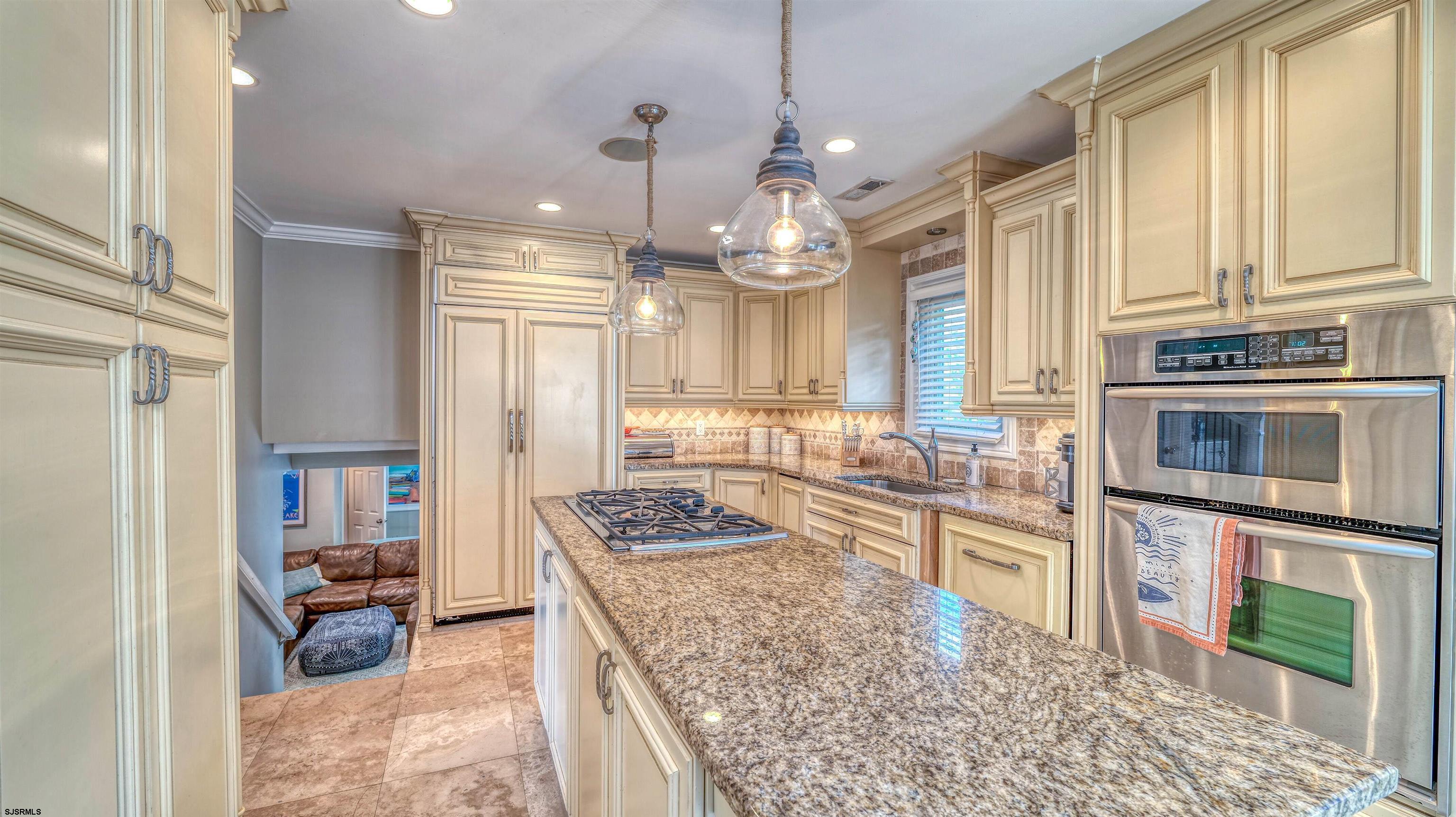 403 N Lancaster Avenue - Picture 4