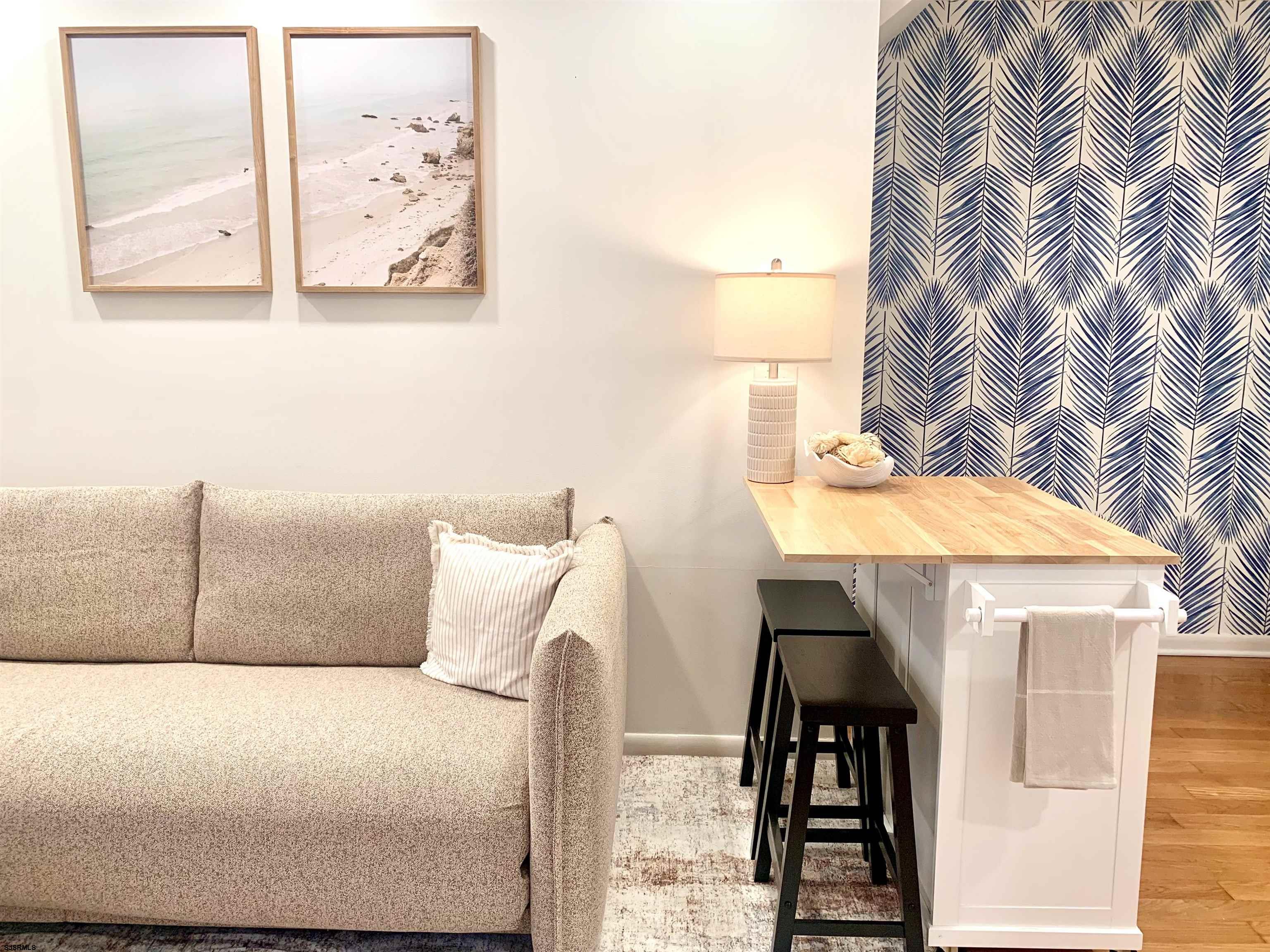 9706 Ventnor Avenue - Picture 3