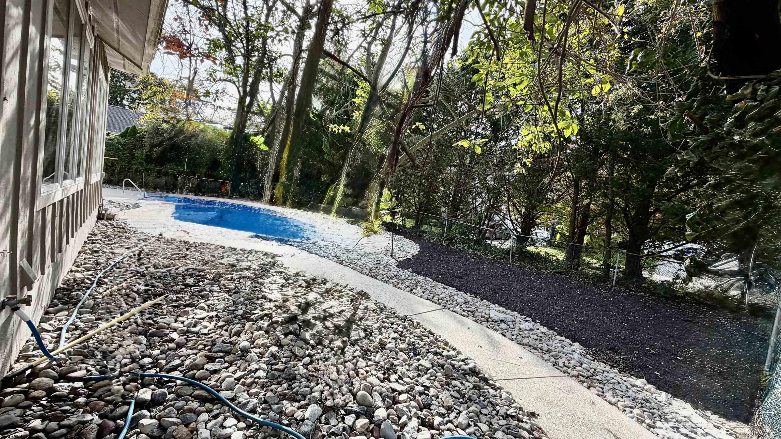 11 Dani Dr - Picture 2