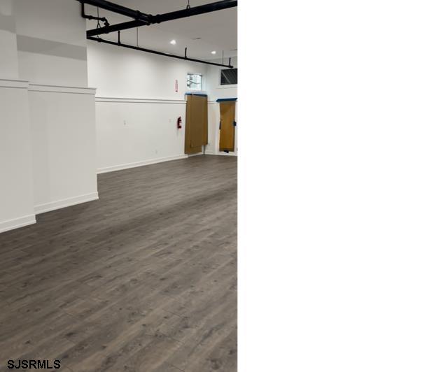 625 Asbury Avenue - Picture 4