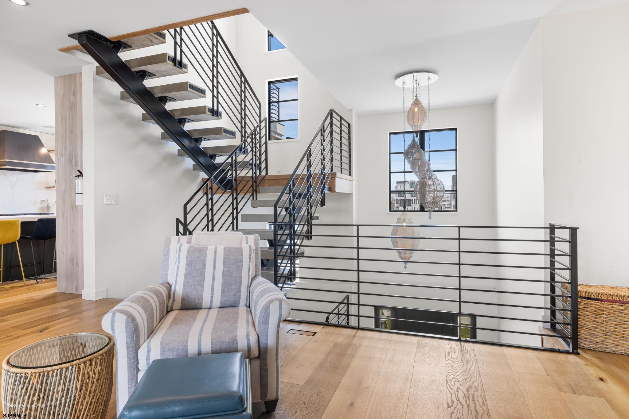 316 N Thurlow Avenue