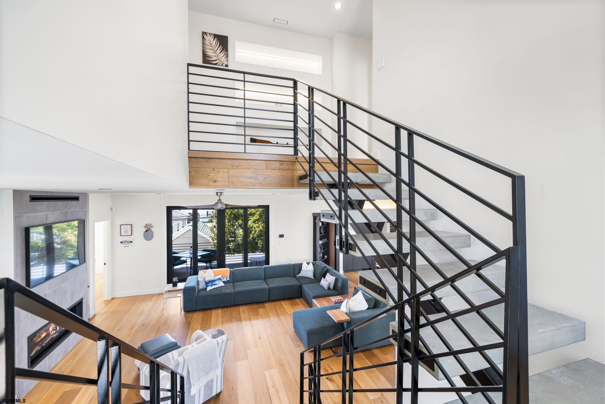 316 N Thurlow Avenue